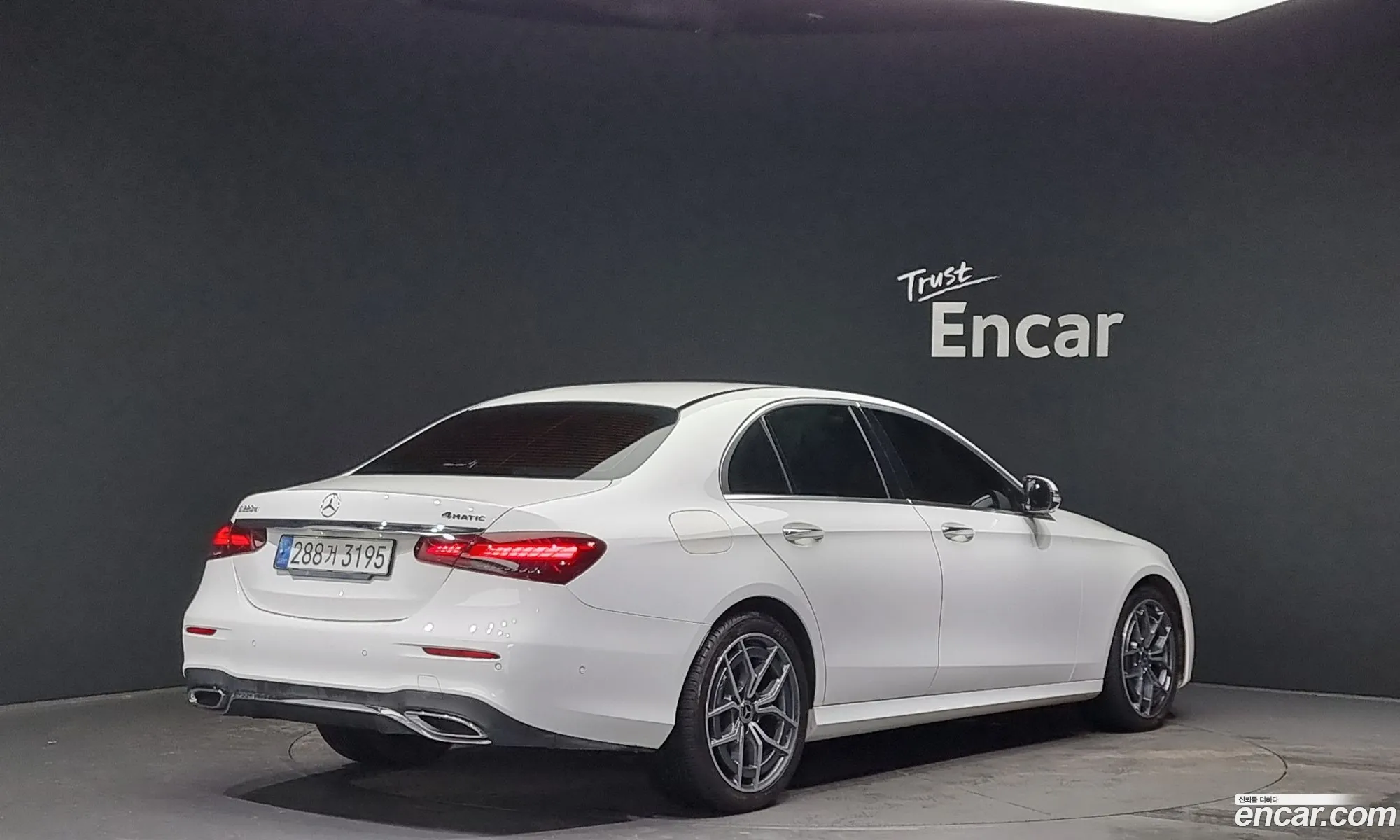Mercedes-Benz E-Klasse V W213 S213 C238 E220D 4Matic Amg Line 2021 - фотография 18339305