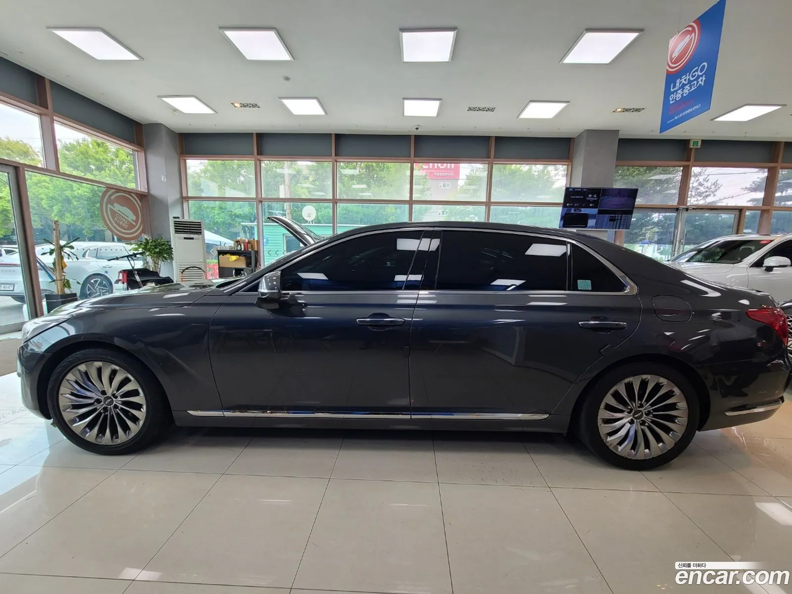 Genesis G90 I 38 Gdi Awd 2018 - фотография 1673206
