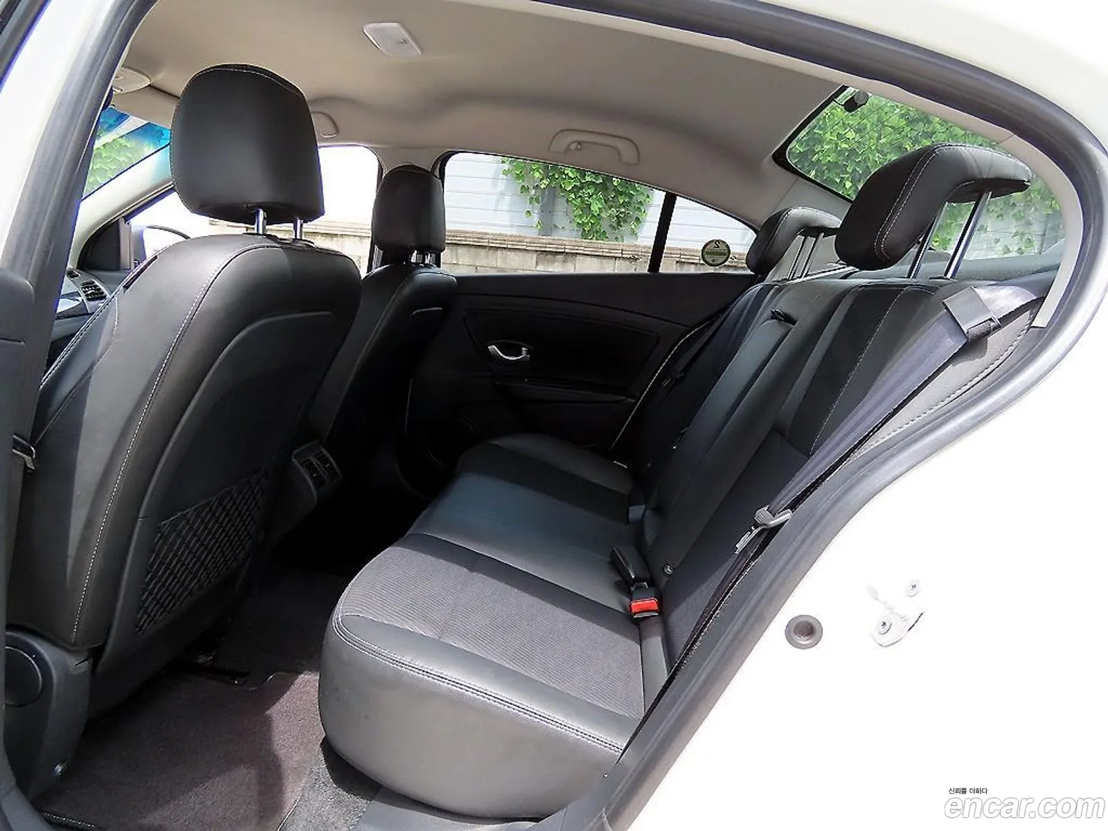 Renault Samsung Sm3 Re 2014 - фотография 1739187