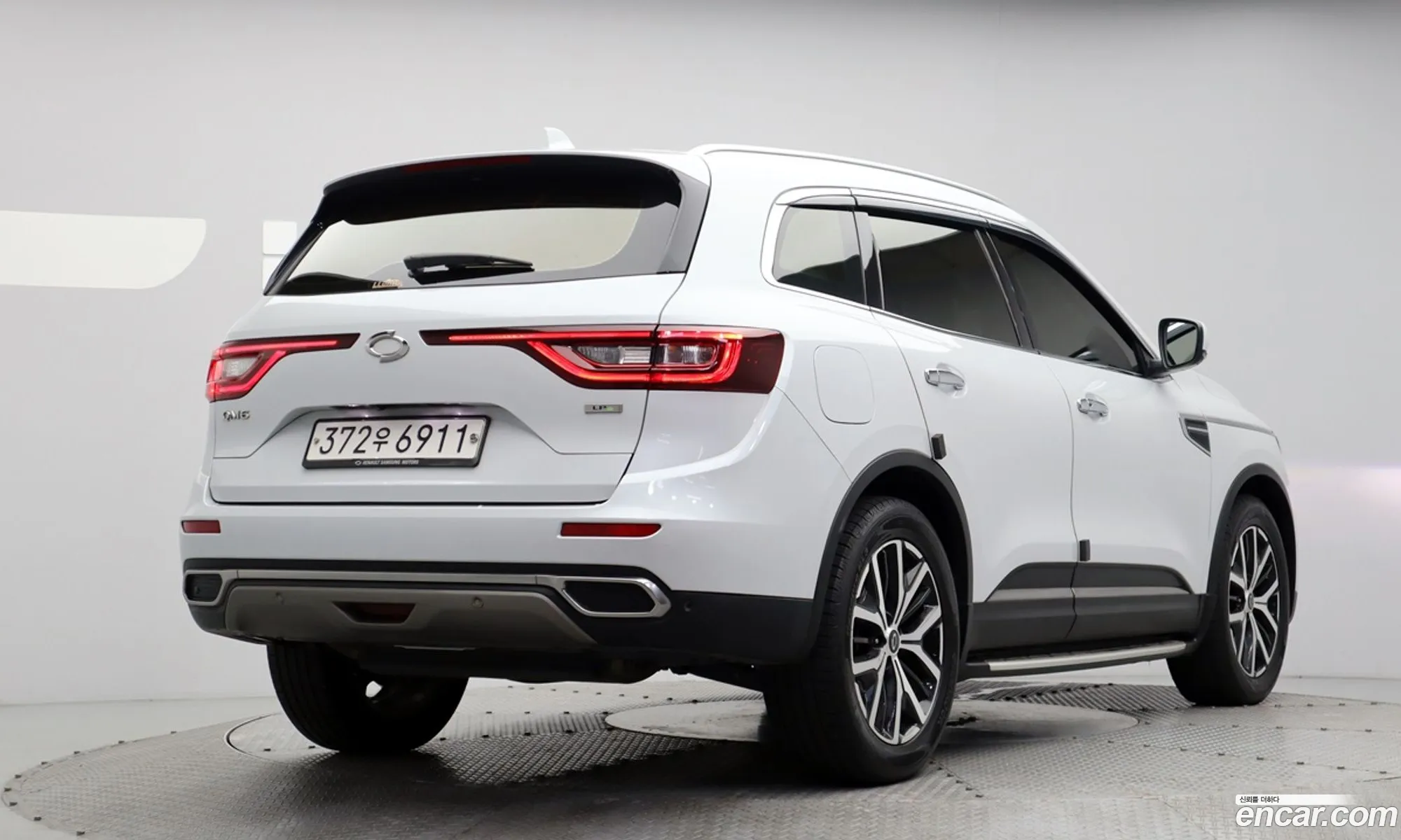 Renault Samsung Qm6 20 Lpe Re Signature 2Wd 2020 - фотография 1780827
