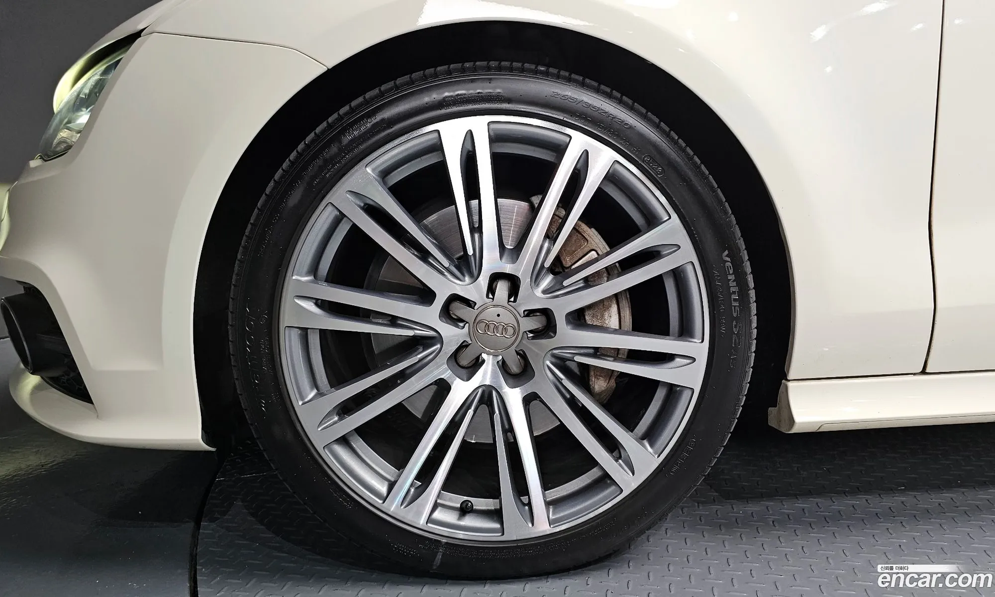 Audi A7 I 4G 55 Tdi Quattro Exclusive 2015 - фотография 971714