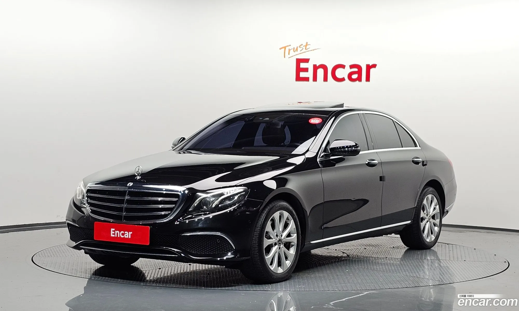 Mercedes-Benz E-Klasse V W213 S213 C238 E220D 4Matic Exclusive 2019 - фотография 18364870