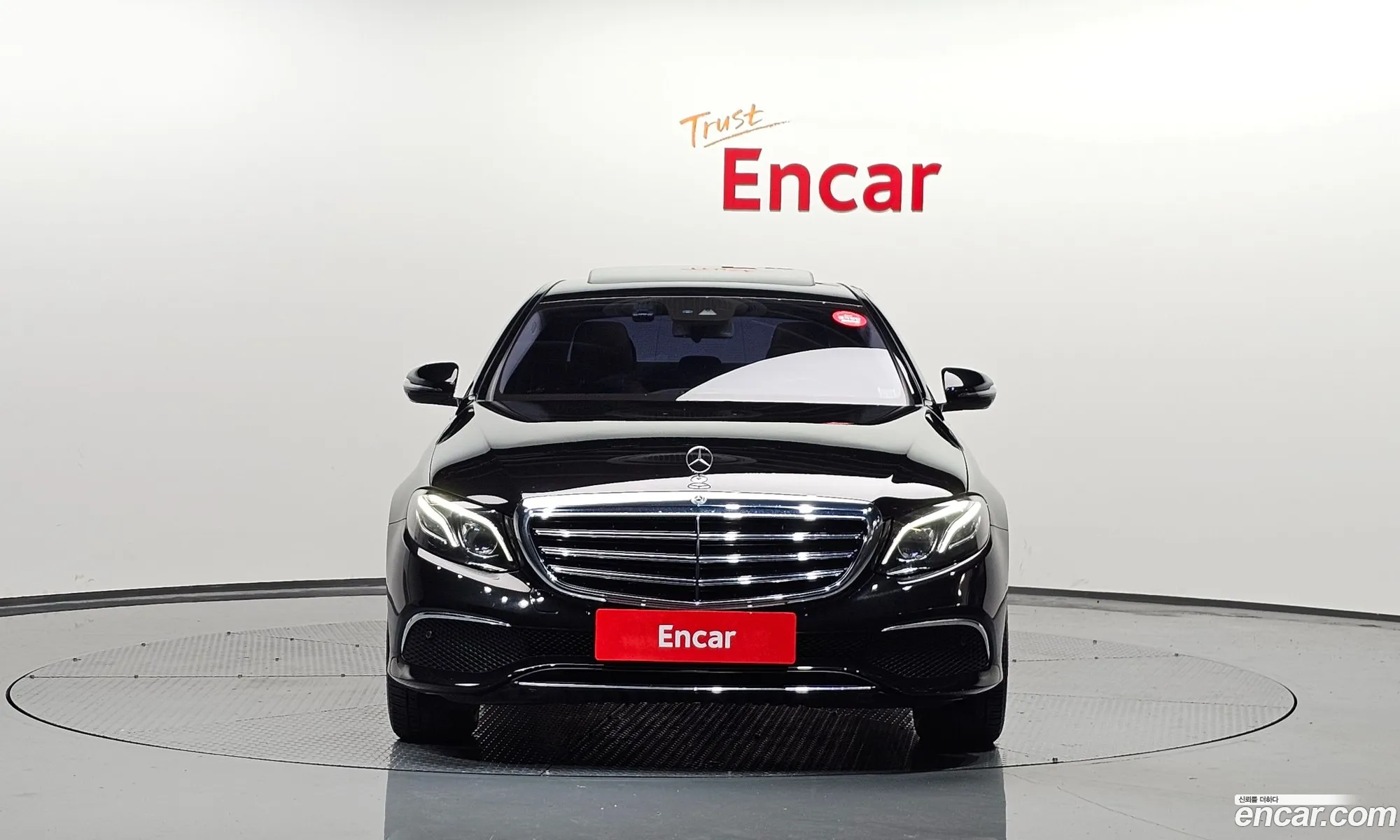 Mercedes-Benz E-Klasse V W213 S213 C238 E220D 4Matic Exclusive 2019 - фотография 18364872