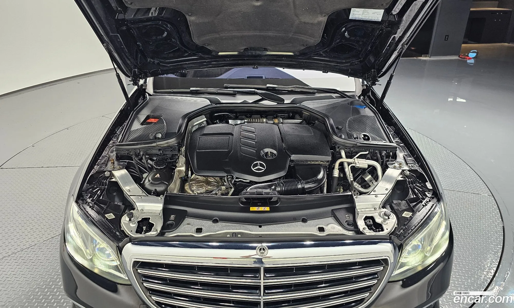 Mercedes-Benz E-Klasse V W213 S213 C238 E220D 4Matic Exclusive 2019 - фотография 18364875