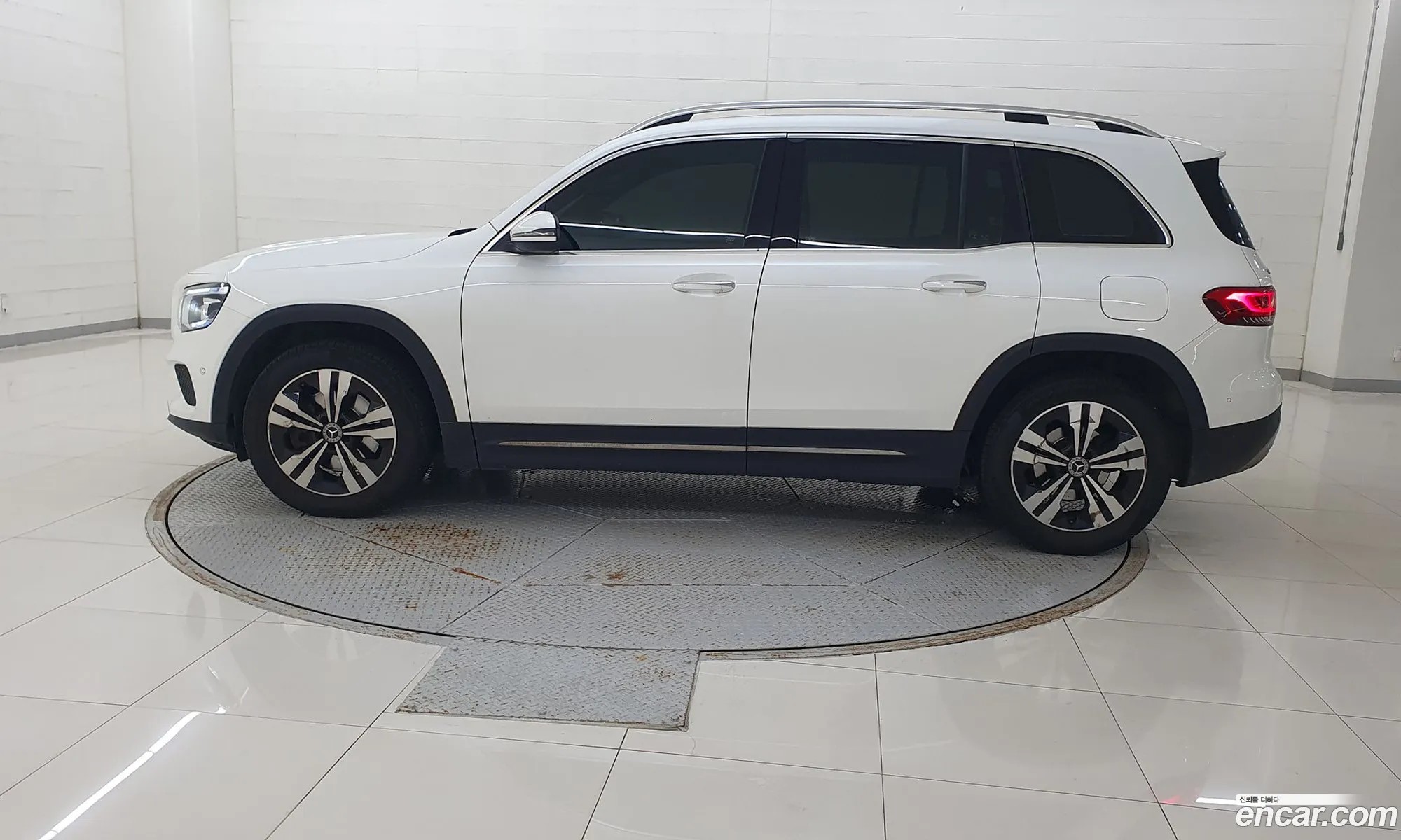 Mercedes-Benz Glb I X247 Glb220 2021 - фотография 18368527