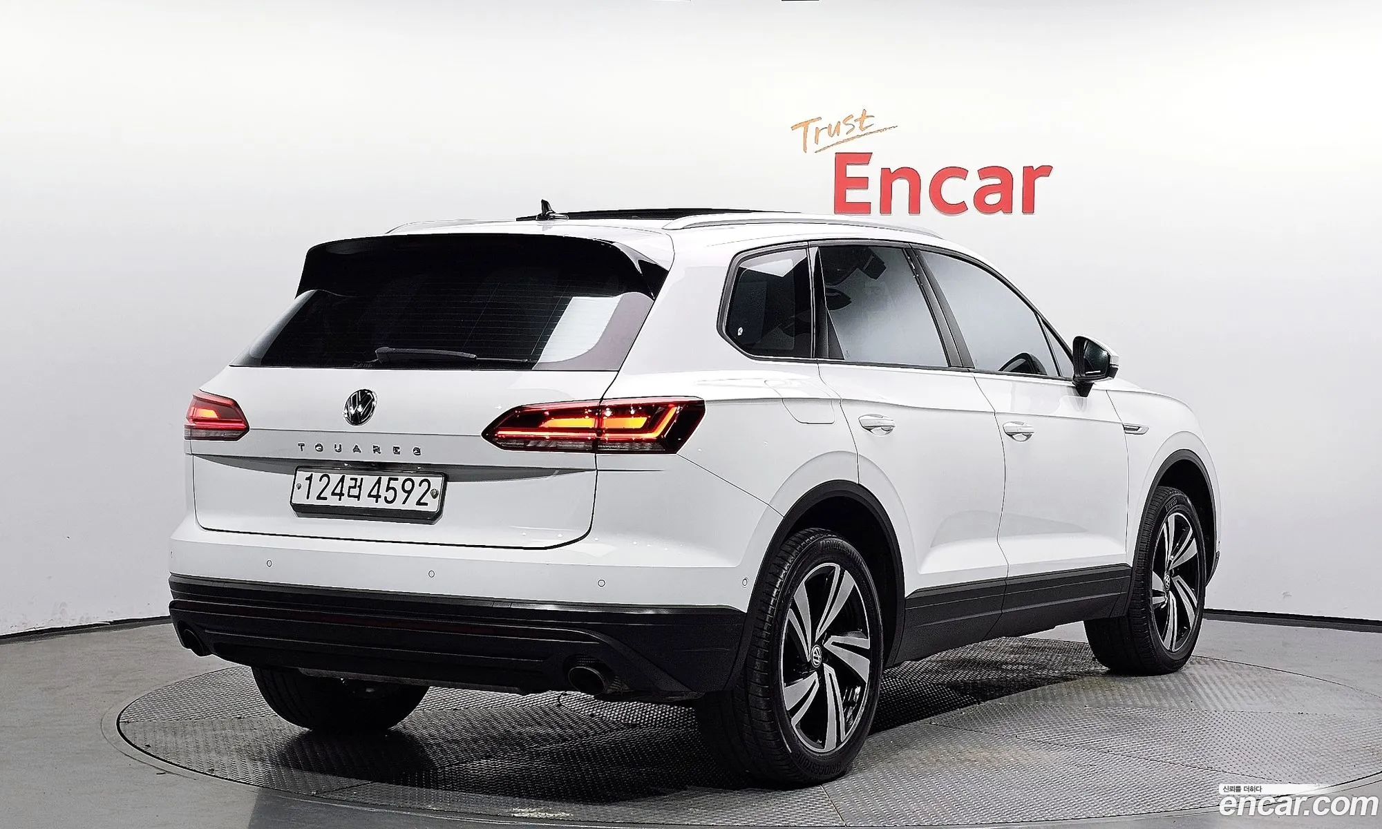 Volkswagen Touareg Iii 30 Tdi Premium 2020 - фотография 6885658