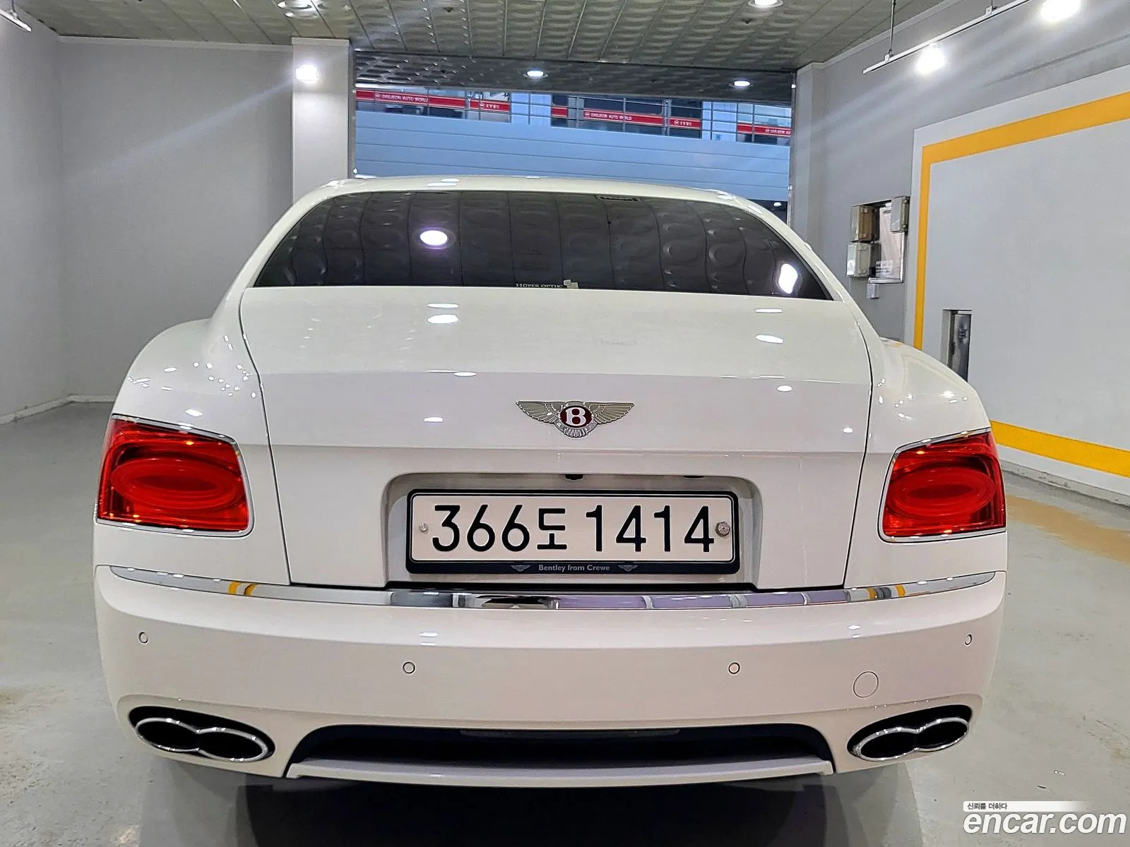 Bentley Flying Spur 40 2018 - фотография 3928034