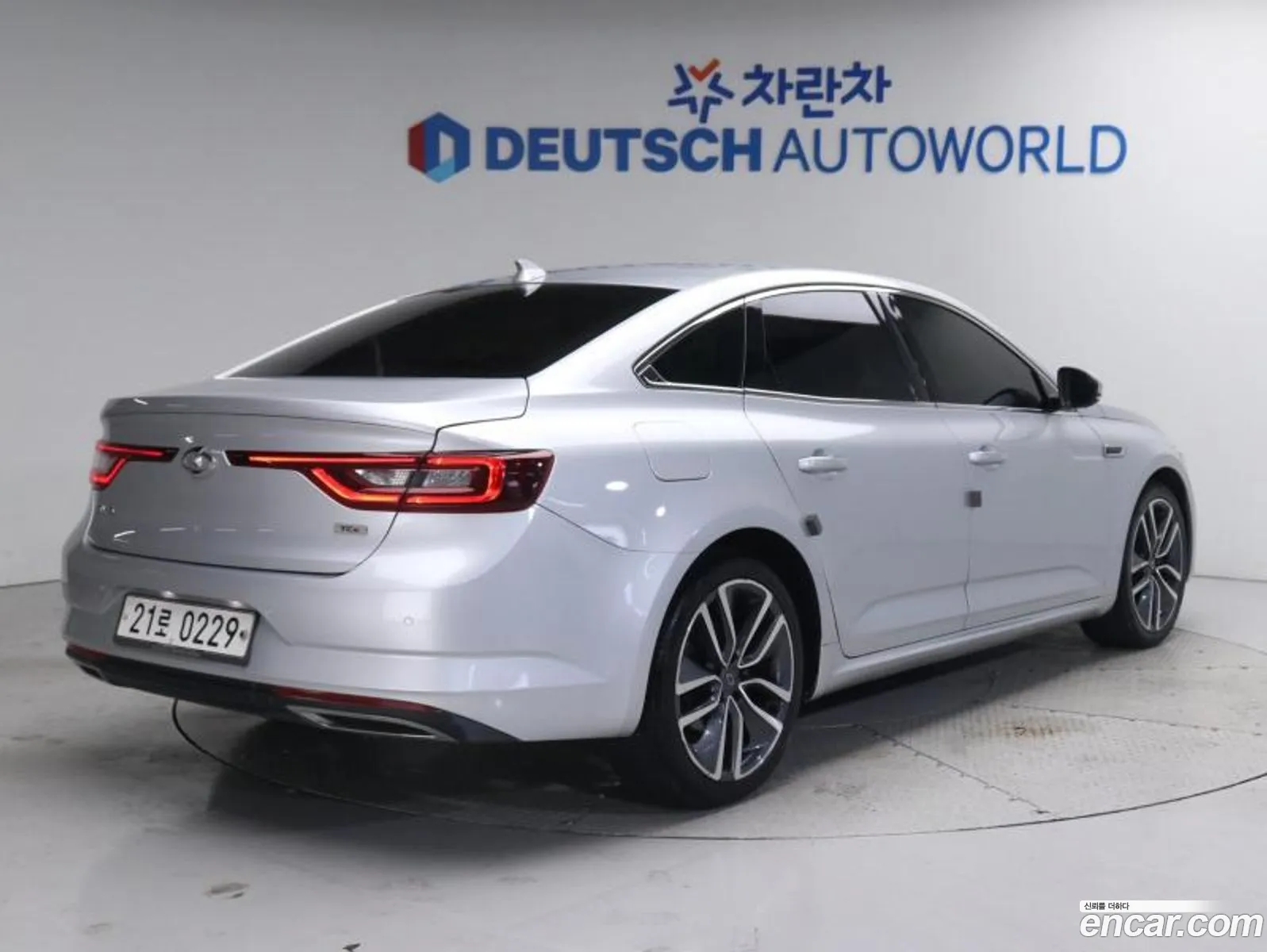 Renault Samsung Sm6 16 Tce Le 2016 - фотография 1759647