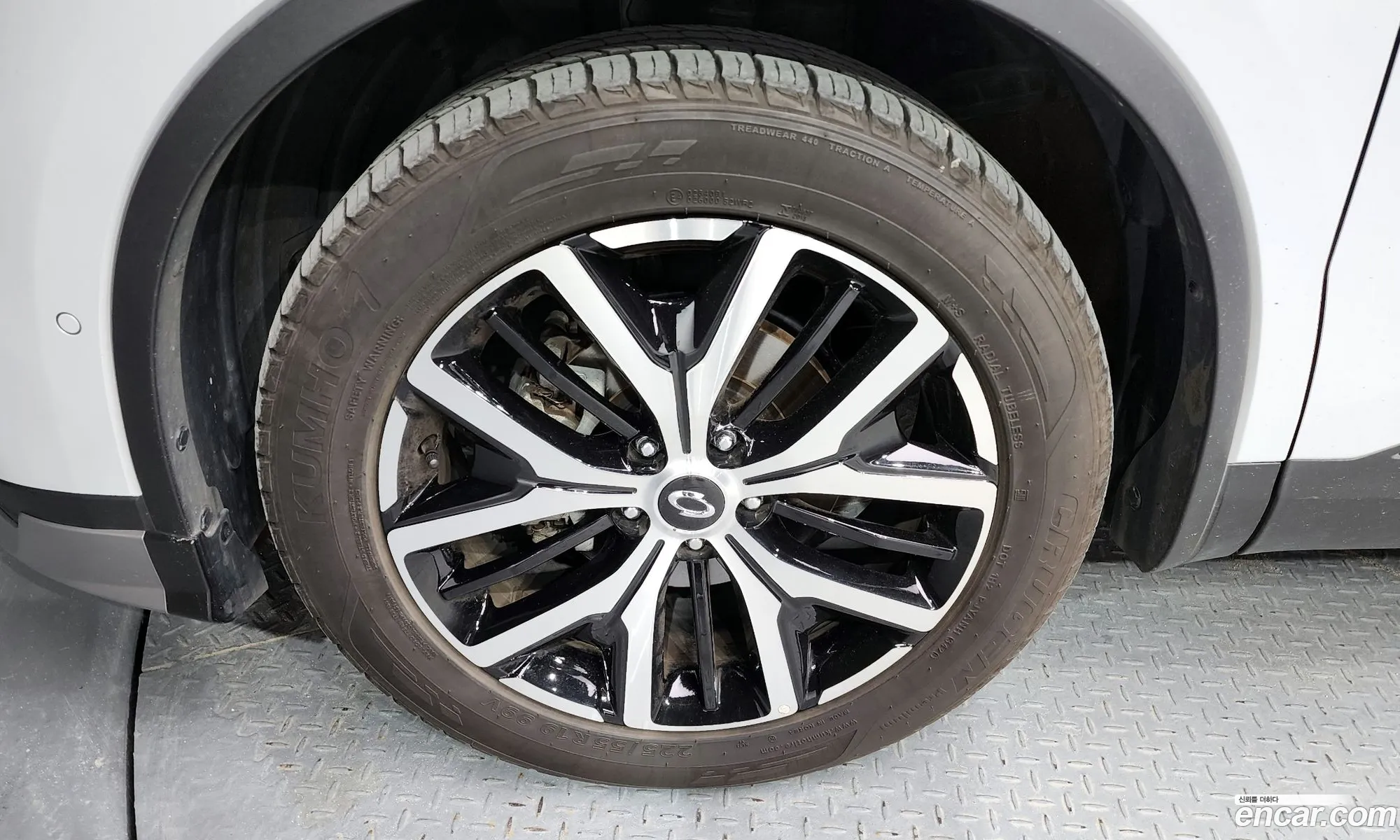 Renault Samsung Qm6 20 Gde Re Signature 2Wd 2020 - фотография 1686981