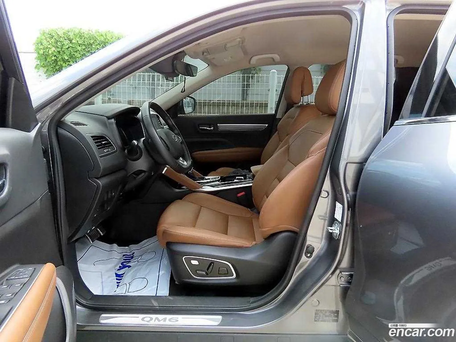 Renault Samsung Qm6 I 20 Lpe Re Signature 2Wd 2022 - фотография 1759638