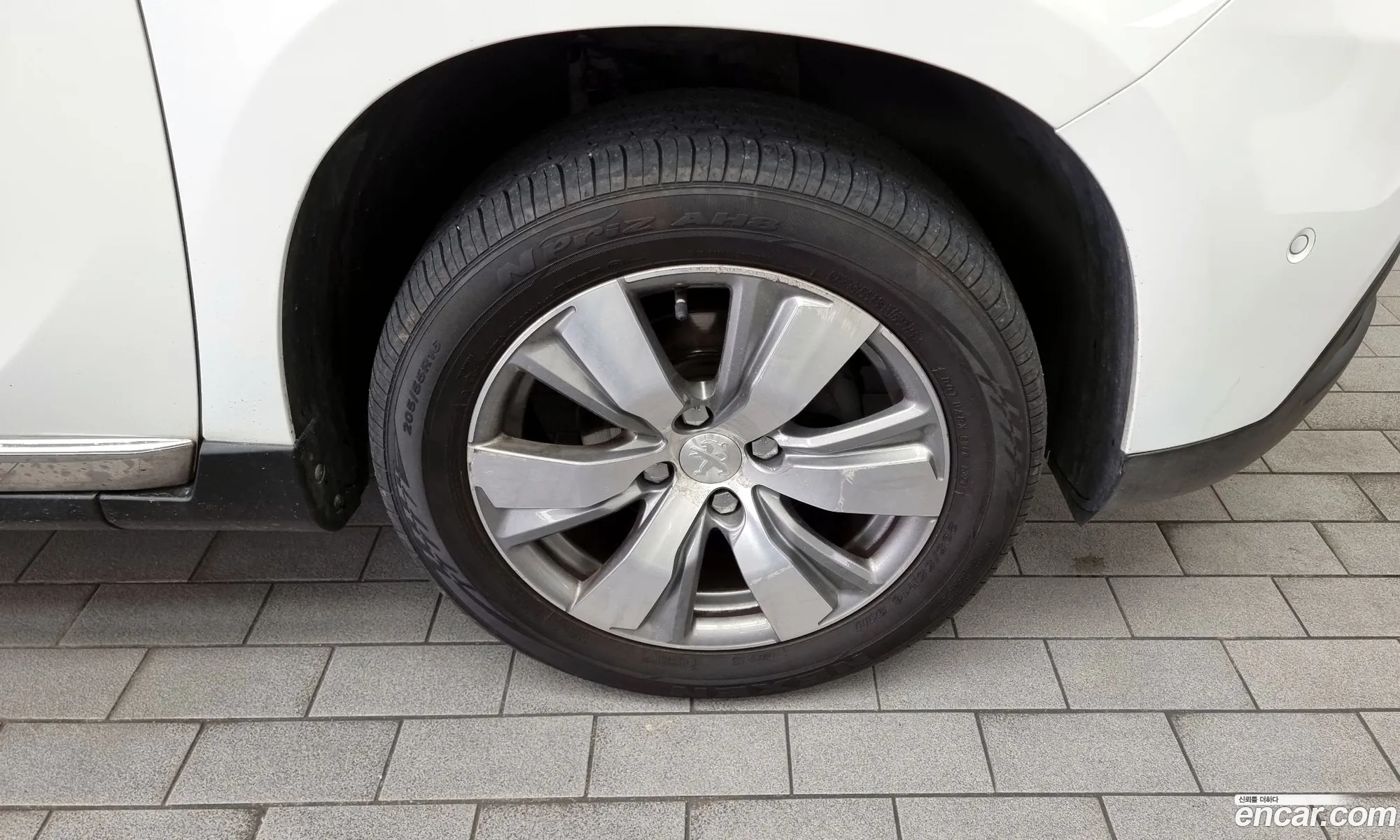 Peugeot 2008 16 E-Hdi Pelin L 2015 - фотография 4635671