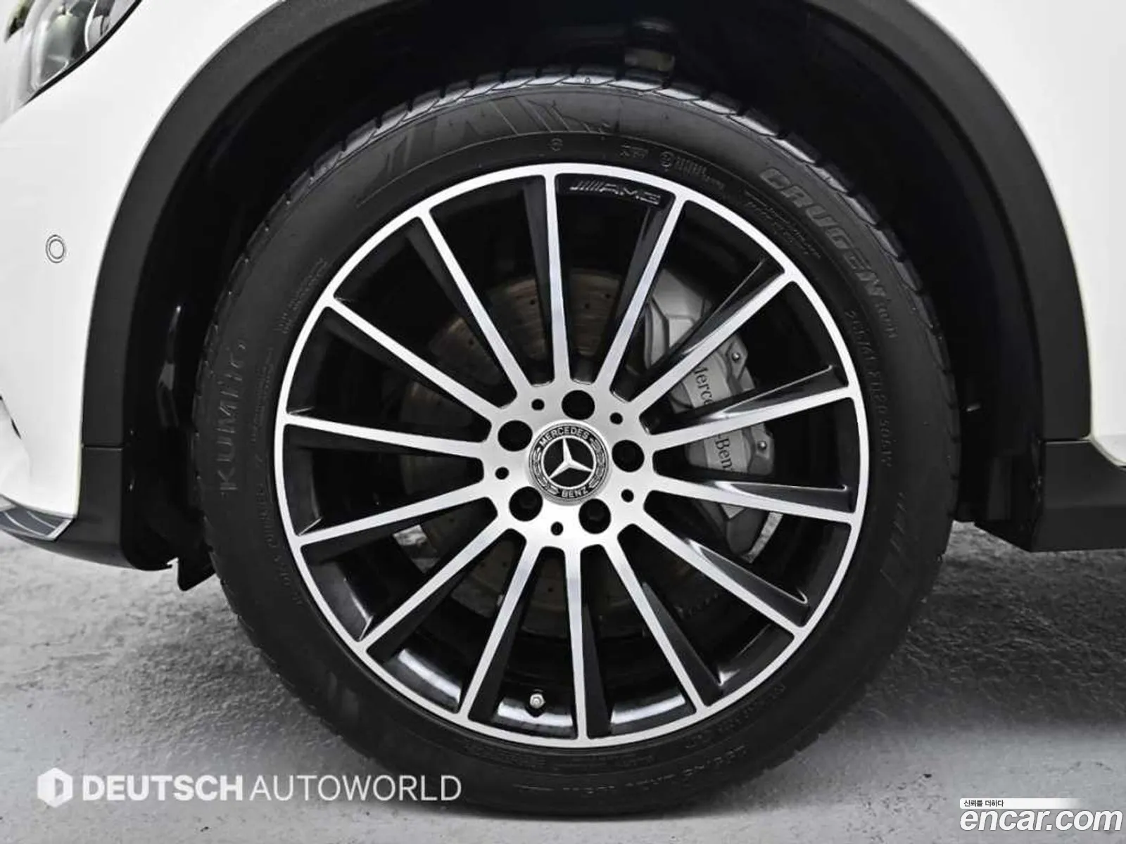 Mercedes-Benz Glc I X253 Glc300 4Matic Amg Line Coupe 2019 - фотография 18338485