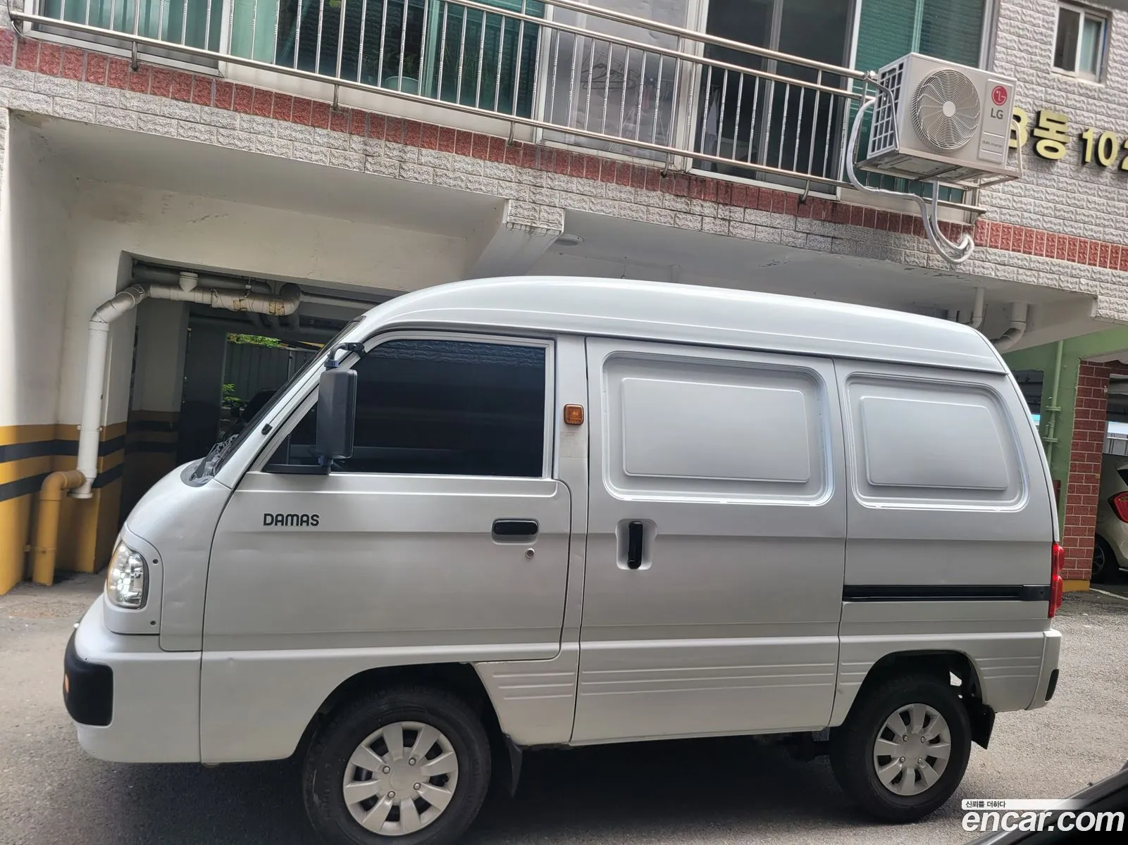 Chevrolet Damas 2-Seater Panel Van 2017 - фотография 19859777