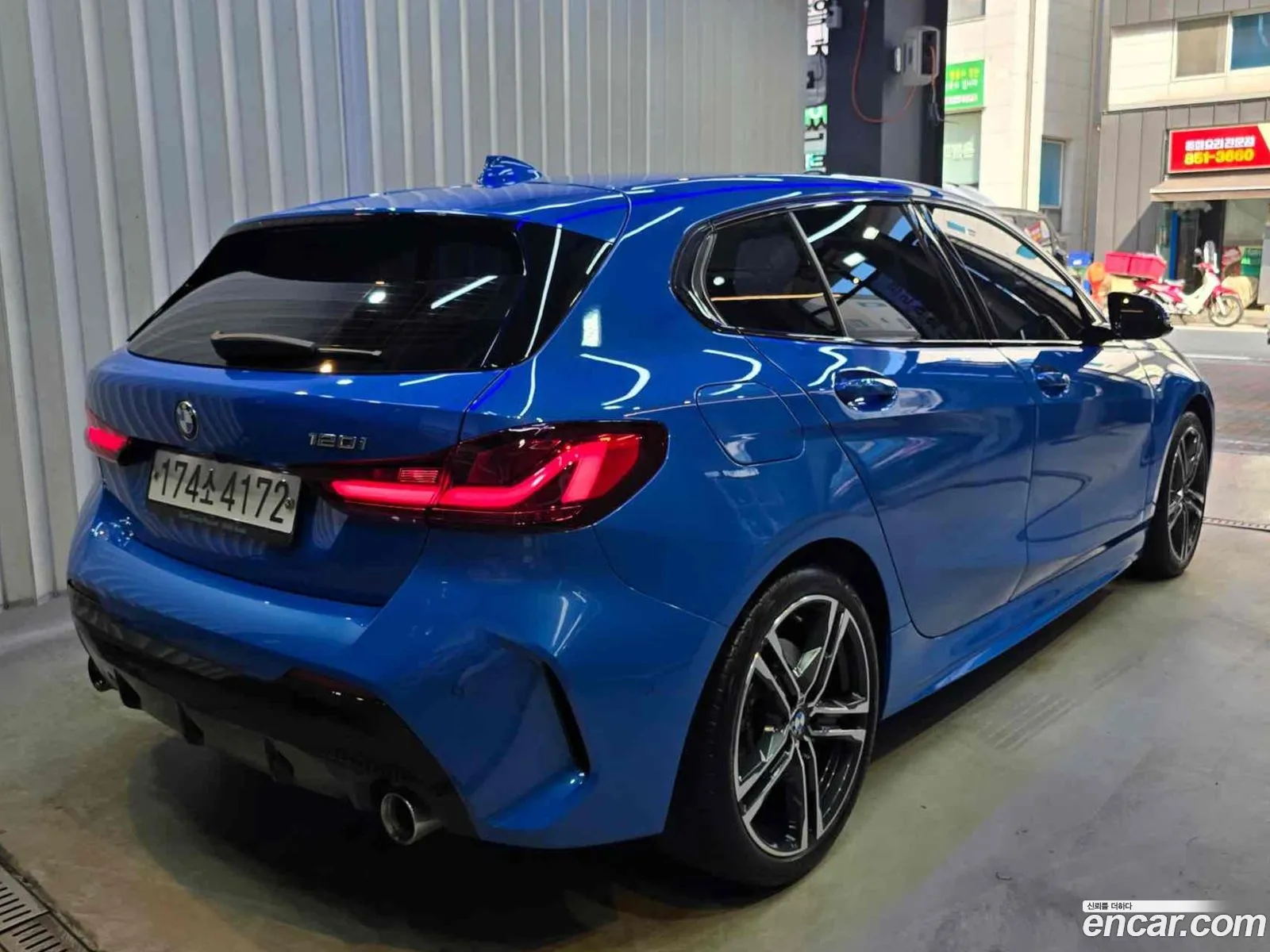 BMW 1 Series F40 120I M Sports - фотография 3874273