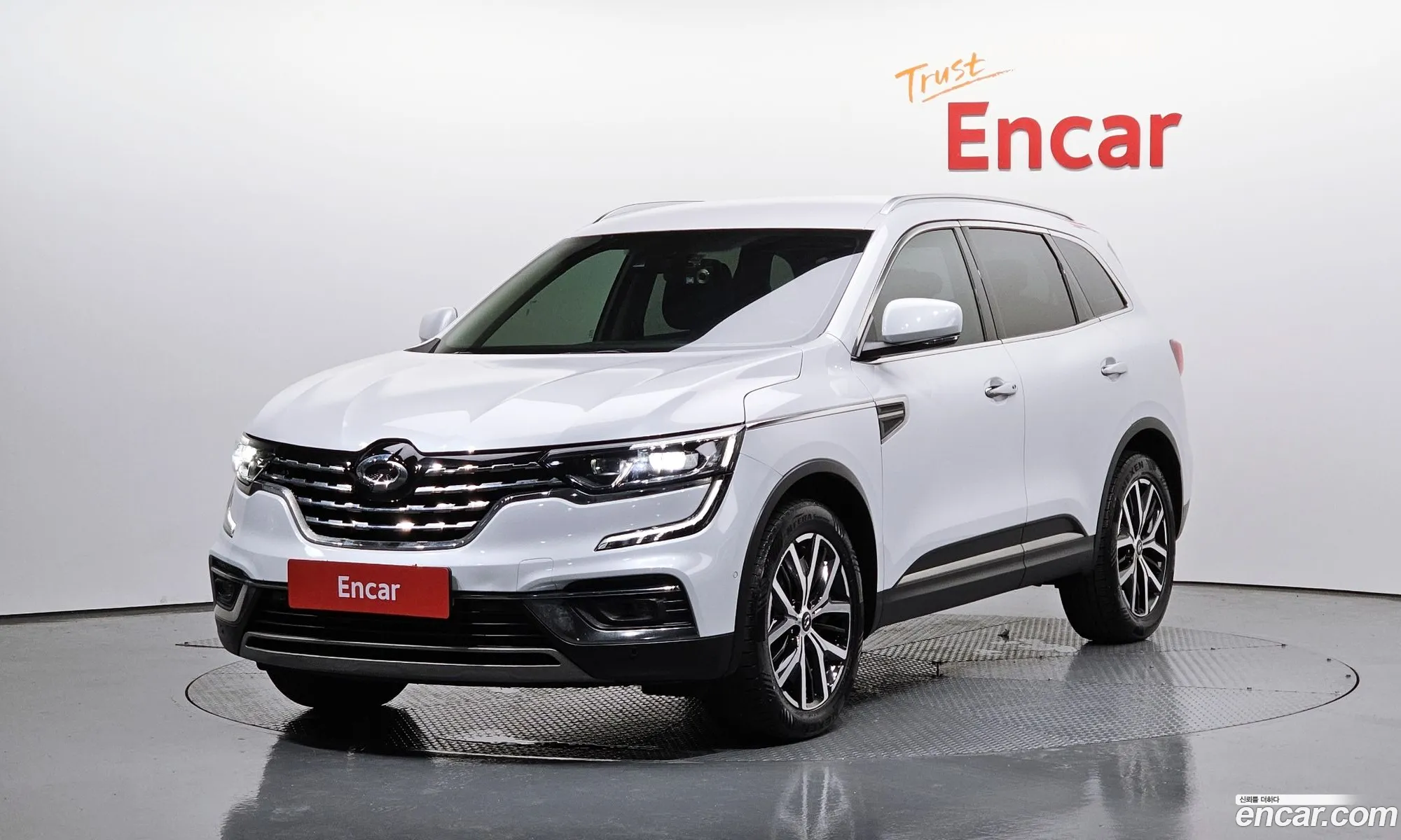 Renault Samsung Qm6 20 Lpe Re Signature 2Wd 2020 - фотография 1525252