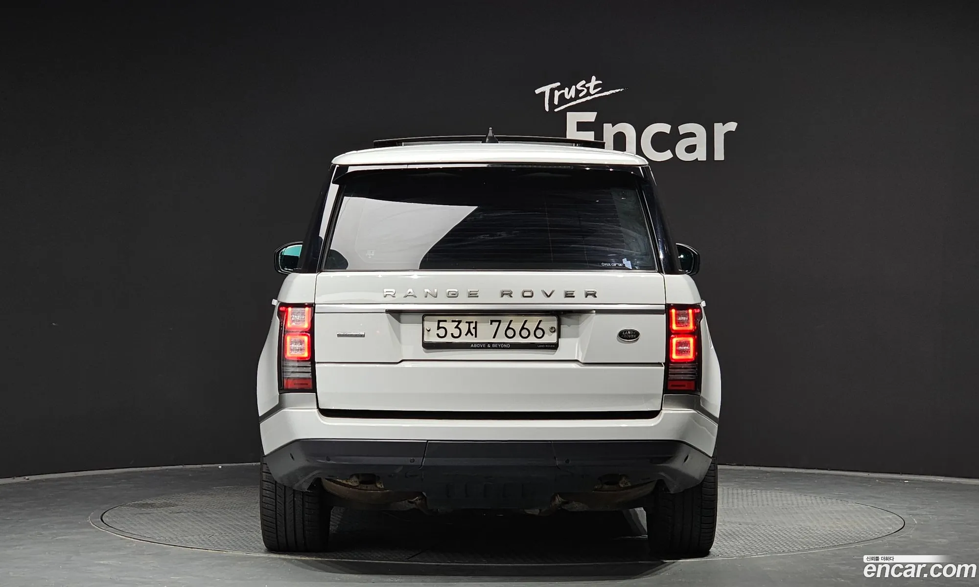 Land Rover Range Rover Iv 44 Sdv8 Ab Lwb Diesel 2017 - фотография 7820008