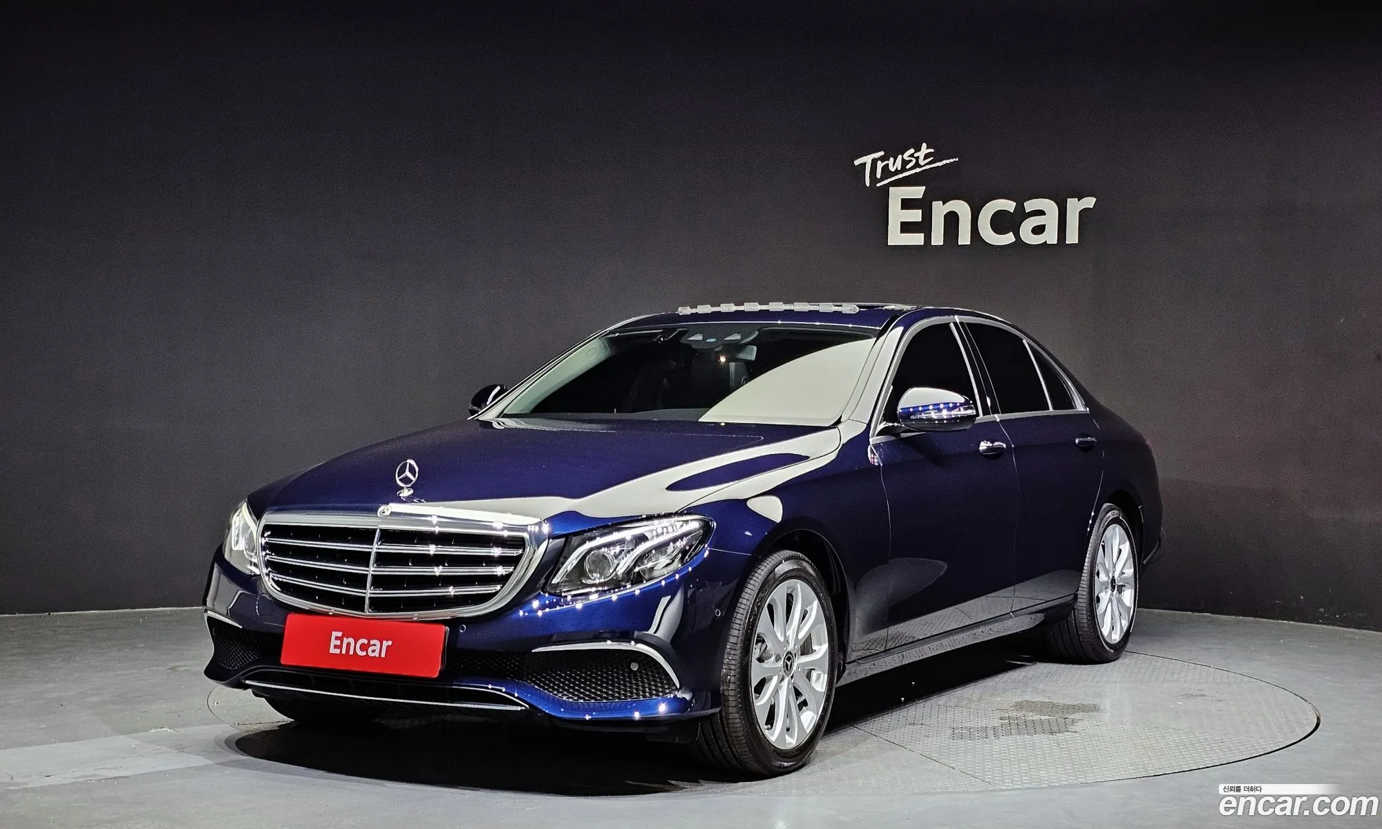 Mercedes-Benz E-Klasse V W213 S213 C238 E220D Exclusive 2018 - фотография 18173907