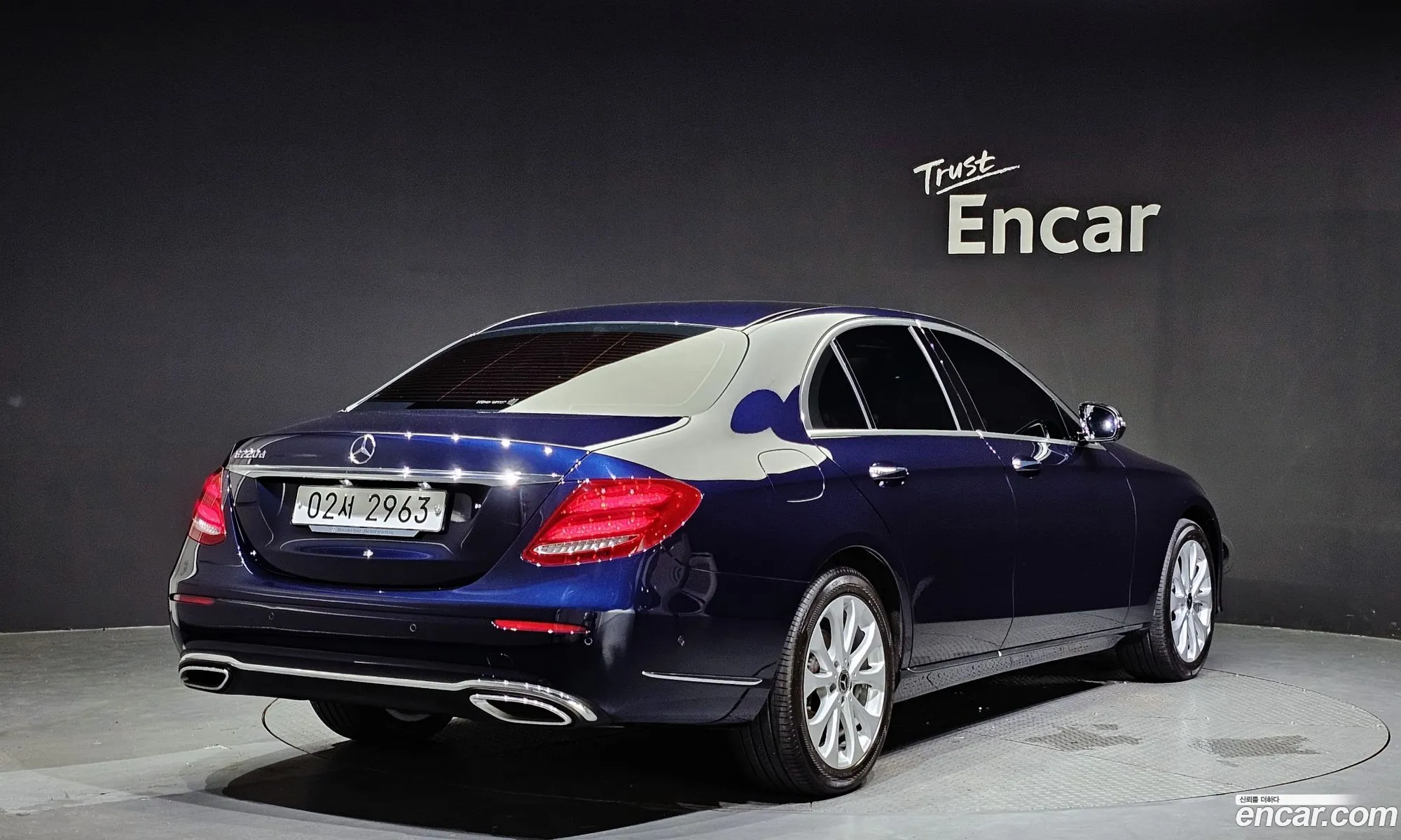 Mercedes-Benz E-Klasse V W213 S213 C238 E220D Exclusive 2018 - фотография 18173908