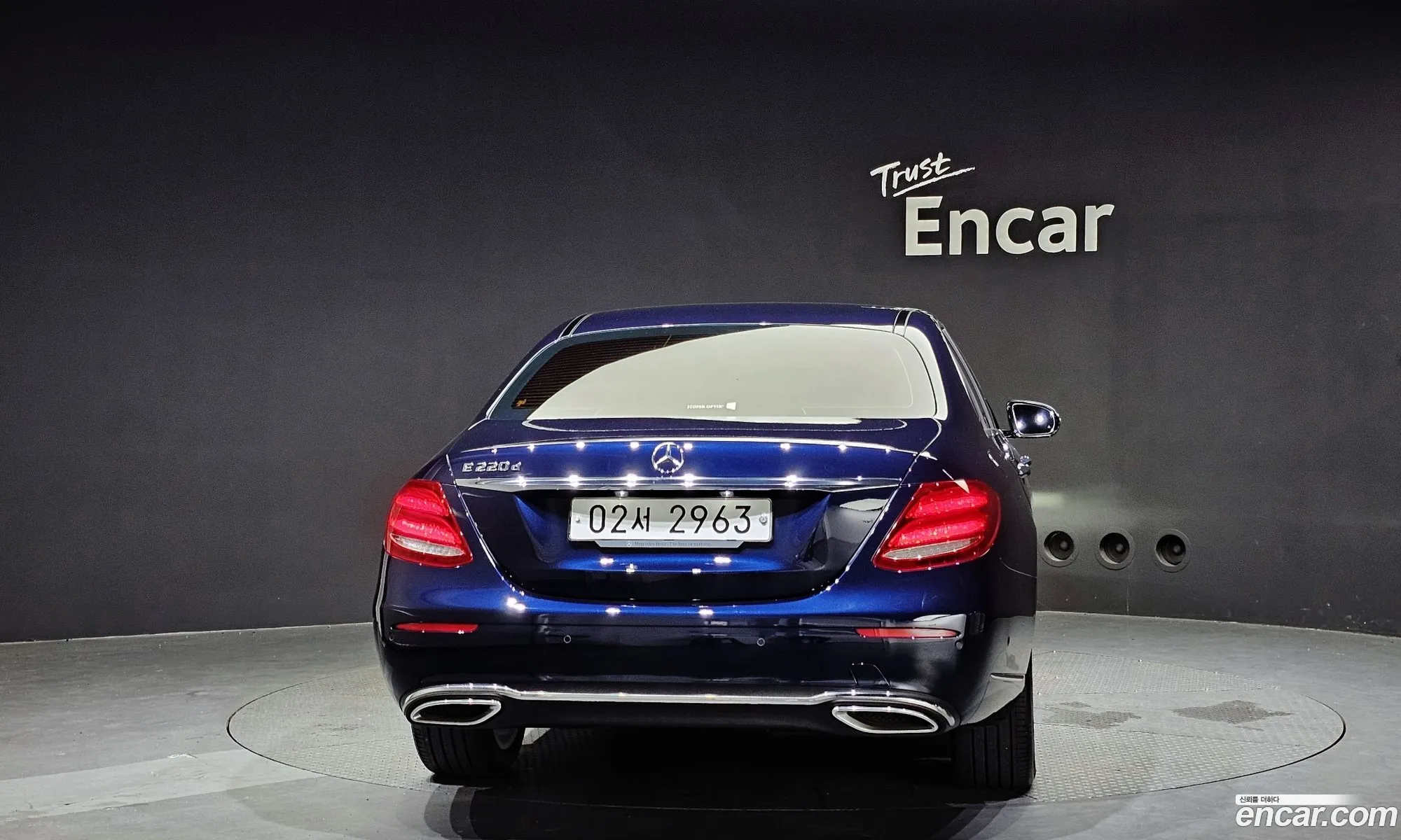 Mercedes-Benz E-Klasse V W213 S213 C238 E220D Exclusive 2018 - фотография 18173910