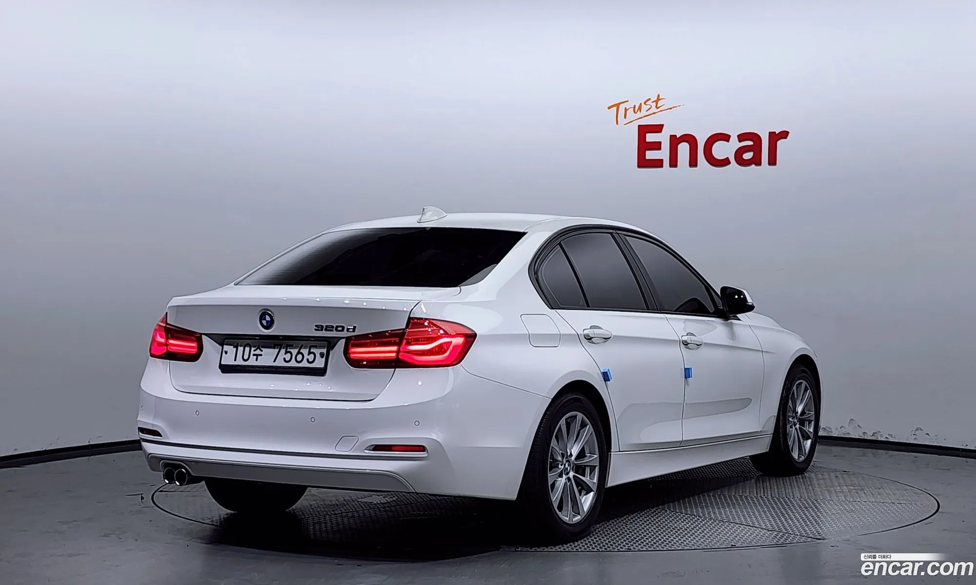 BMW 3Er 320D 2018 - фотография 15037928