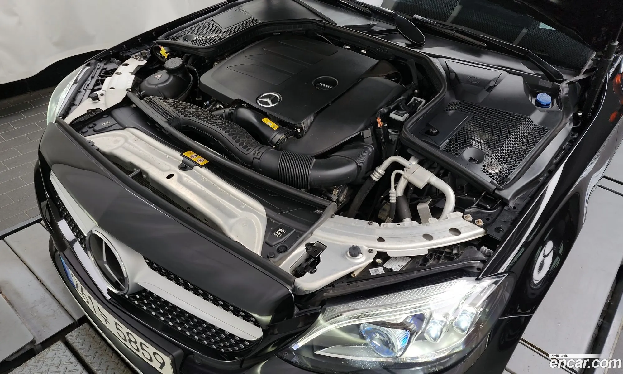 Mercedes-Benz C-Klasse C200 Cabriolet 2021 - фотография 18238283