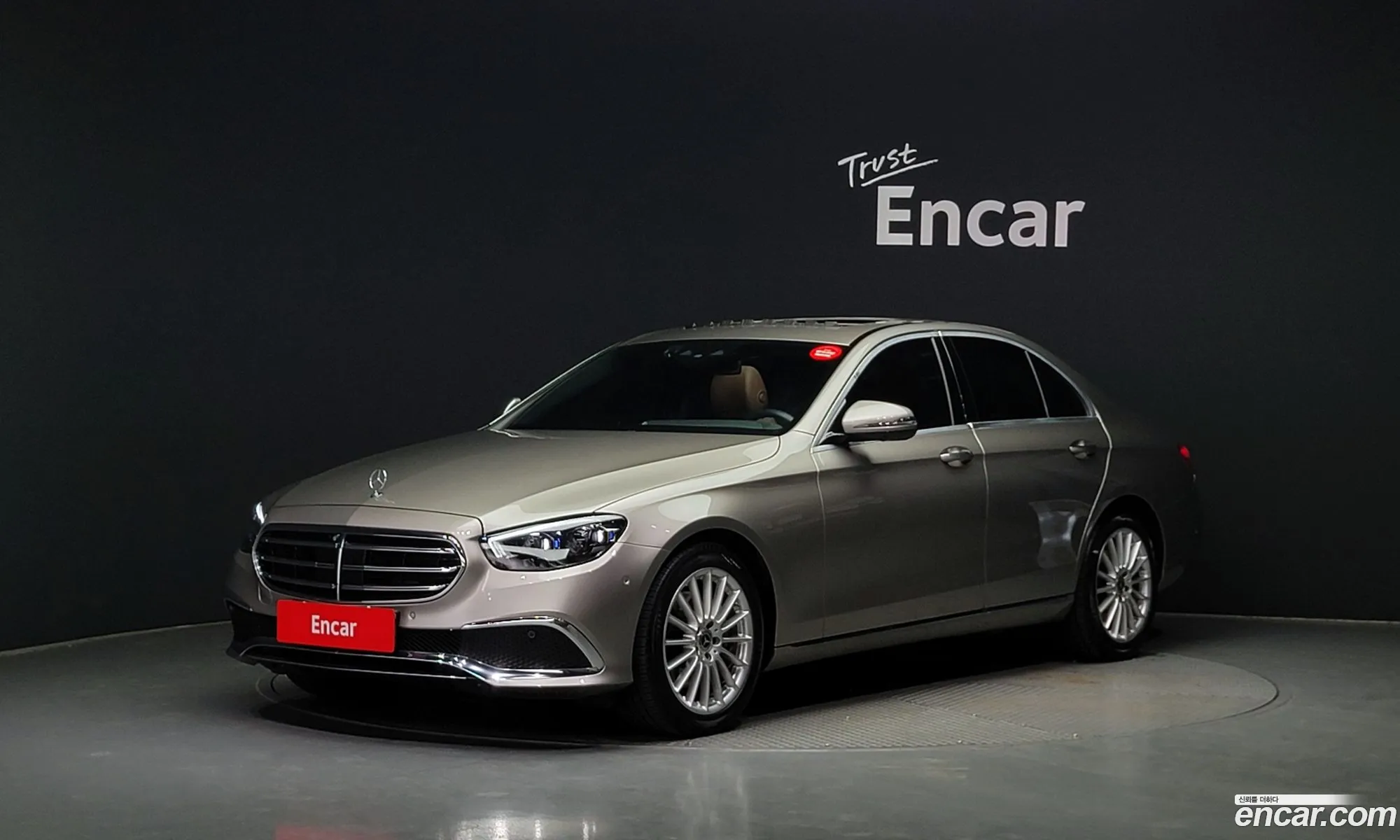 Mercedes-Benz E-Klasse V W213 S213 C238 E250 Exclusive 2022 - фотография 18212984