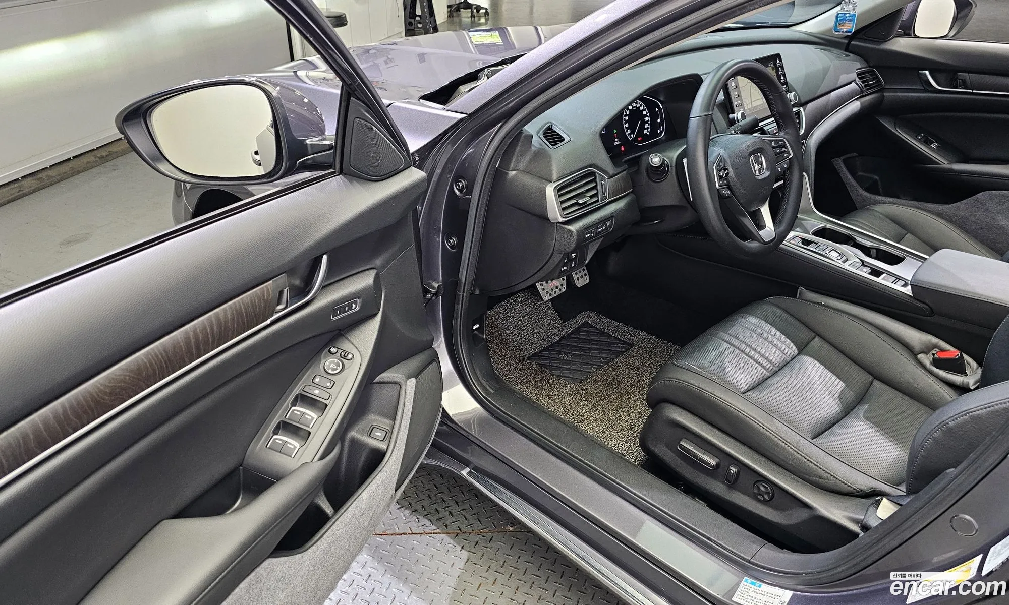 Korex Auto Trade - фотография 12707866