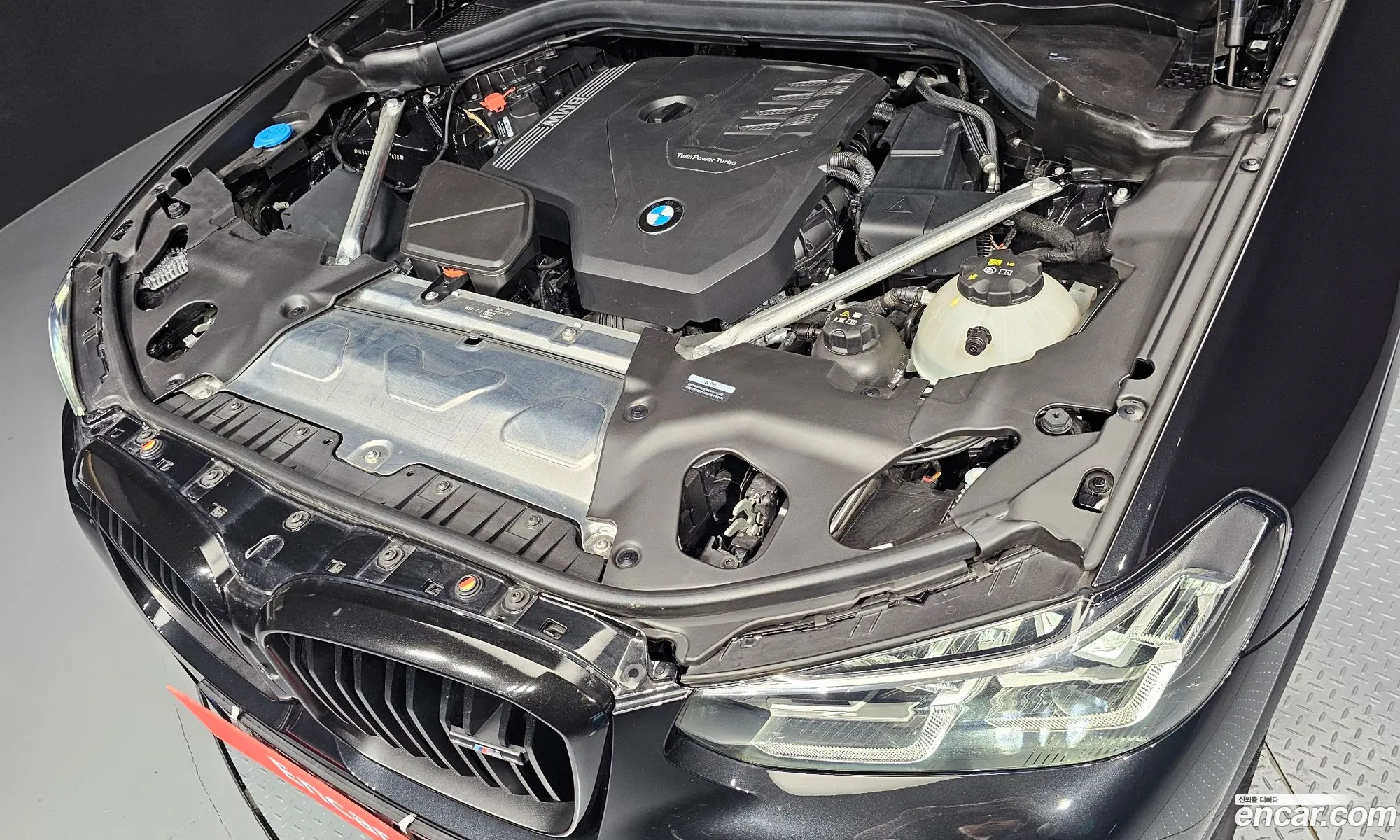 BMW X4 xDrive20I M Sports 2024 - фотография 15051298