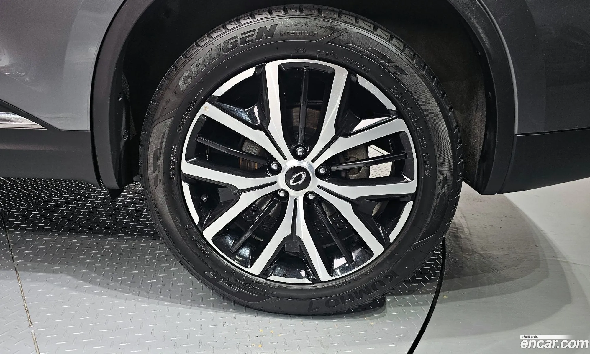 Renault Samsung Qm6 20 Gde Re Signature 2Wd 2021 - фотография 1687389