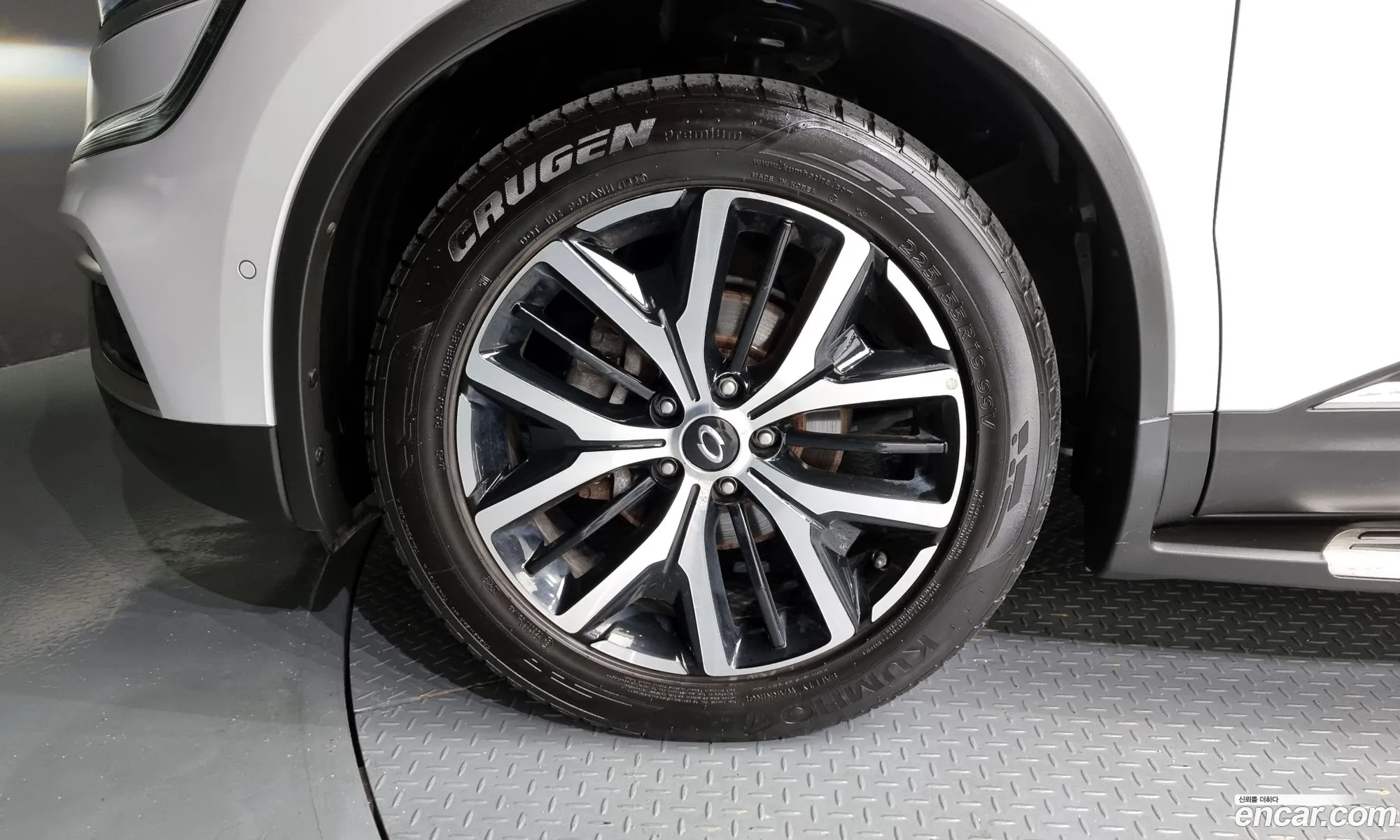 Renault Samsung Qm6 20 Lpe Re Signature 2Wd 2019 - фотография 1612780