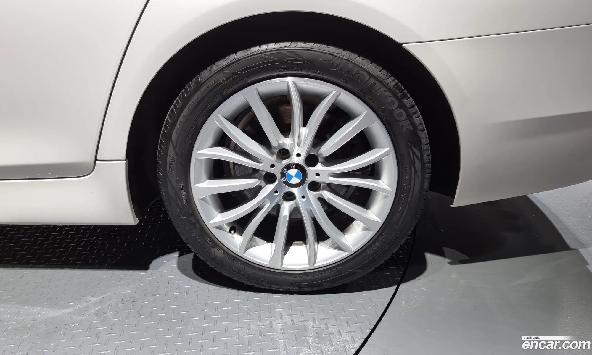 BMW 5Er Vi F10F11F07 528I Luxury 2014 - фотография 15051237