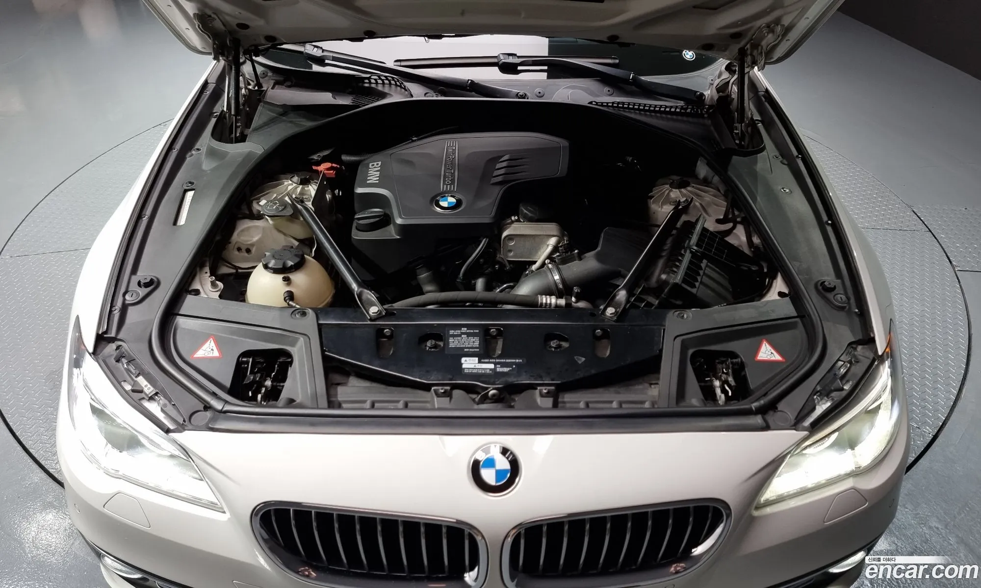 BMW 5Er Vi F10F11F07 528I Luxury 2014 - фотография 15051238