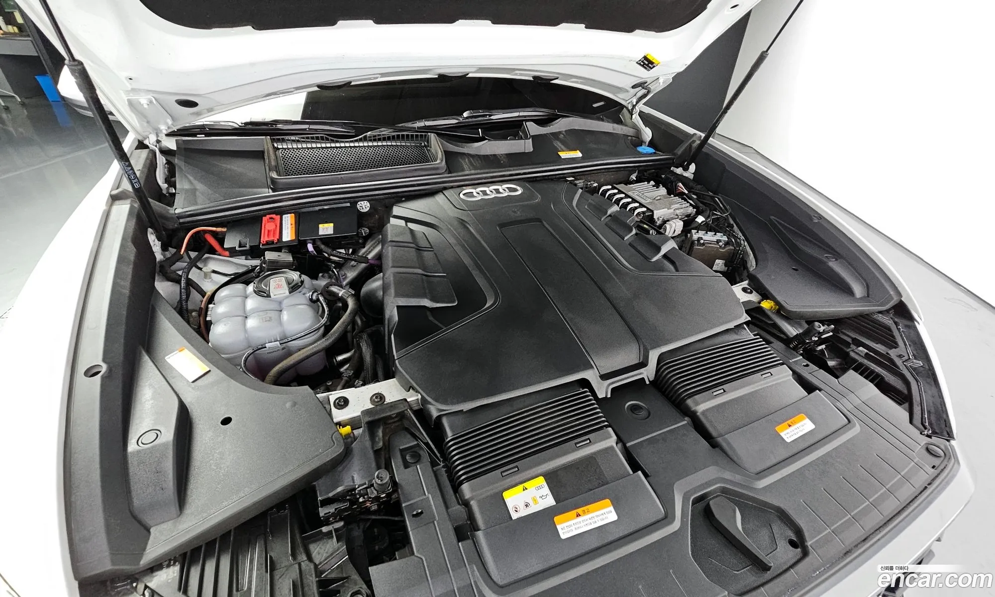 Audi Q8 4M 45 Tdi Quattro Premium - фотография 932544