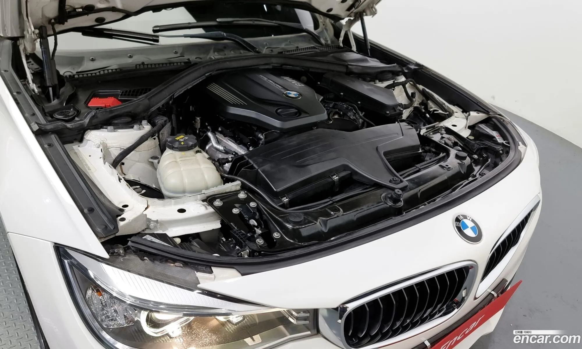 BMW 6Er Iii F06F13F12 Gt 320D 2016 - фотография 14655956
