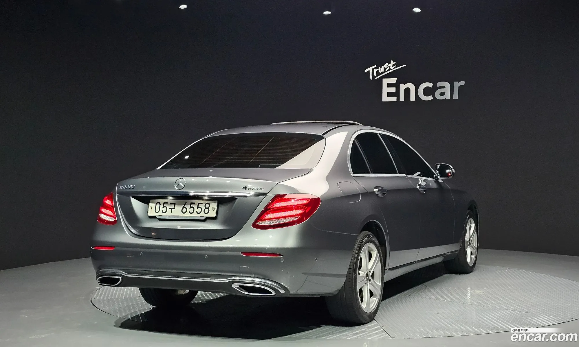 Mercedes-Benz E-Klasse V W213 S213 C238 E220D 4Matic Exclusive 2018 - фотография 18212615