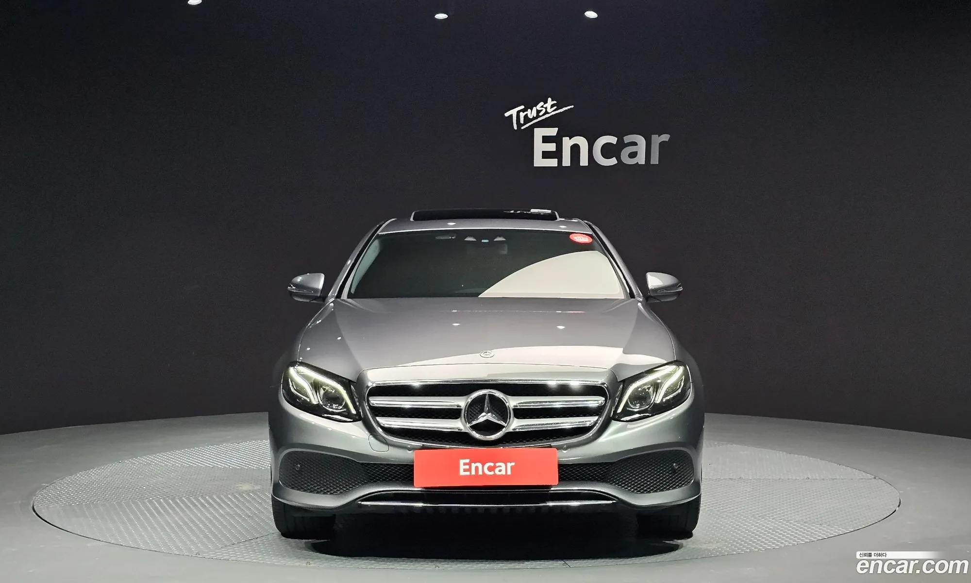 Mercedes-Benz E-Klasse V W213 S213 C238 E220D 4Matic Exclusive 2018 - фотография 18212616