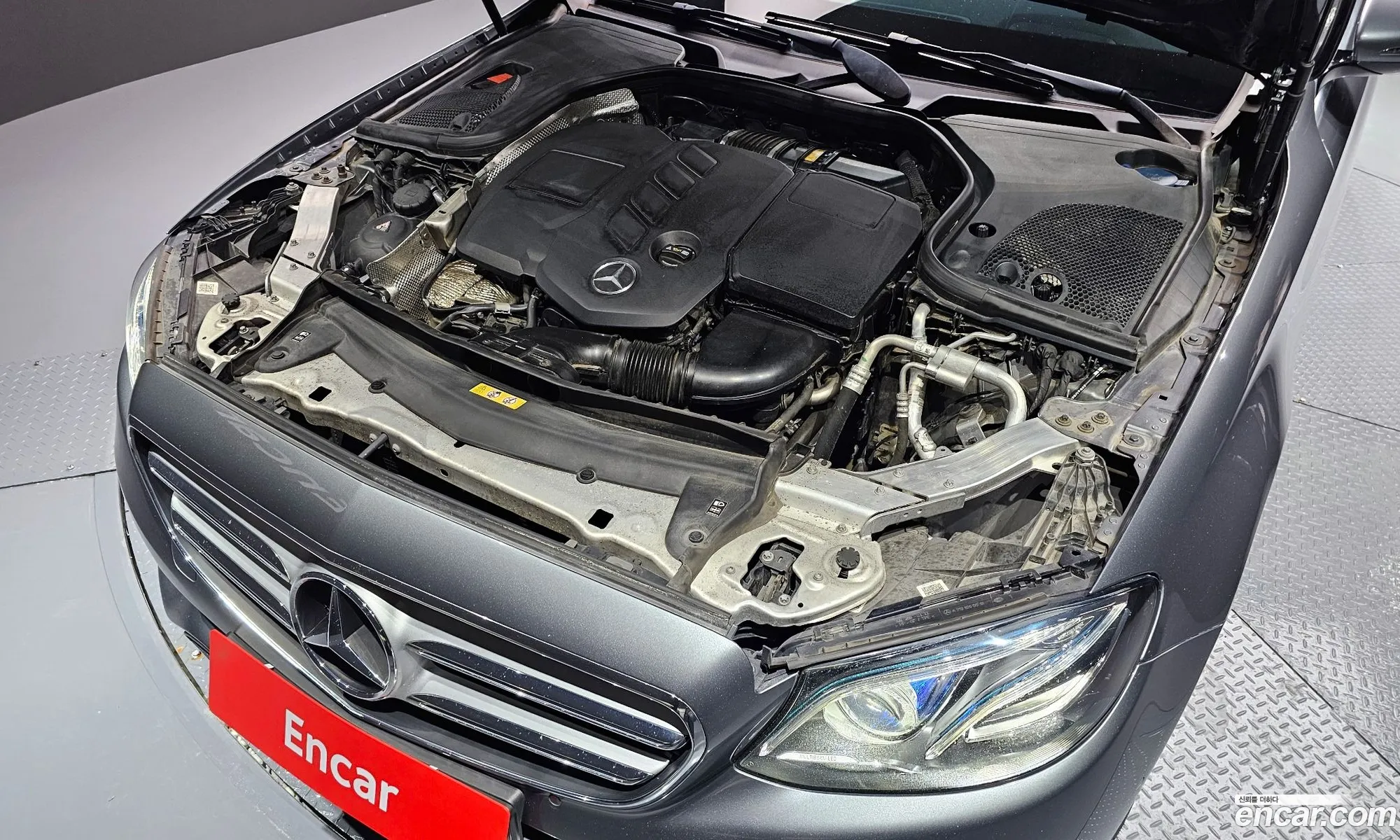 Mercedes-Benz E-Klasse V W213 S213 C238 E220D 4Matic Exclusive 2018 - фотография 18212619
