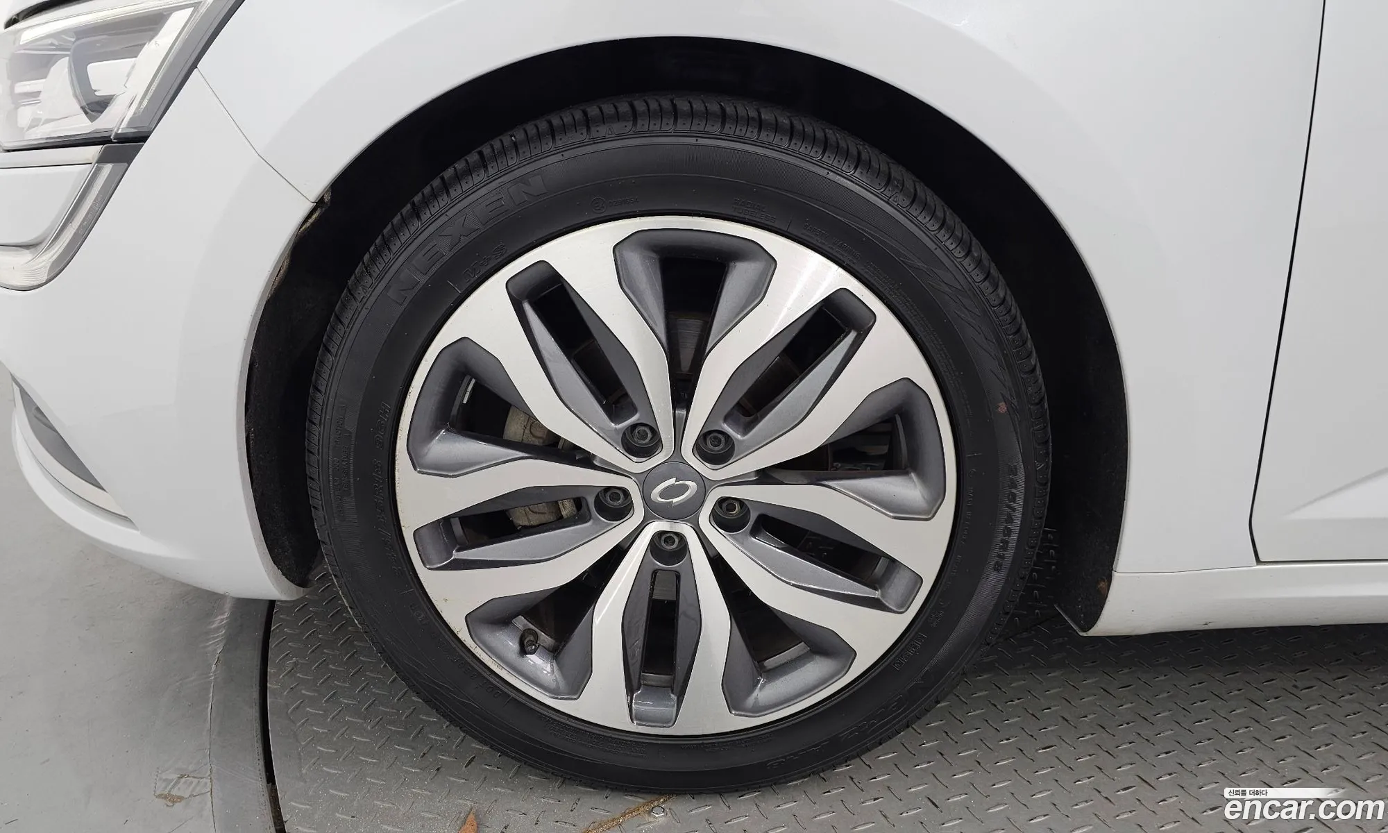 Renault Korea Samsung Sm6 20 Lpe Le - фотография 1646535