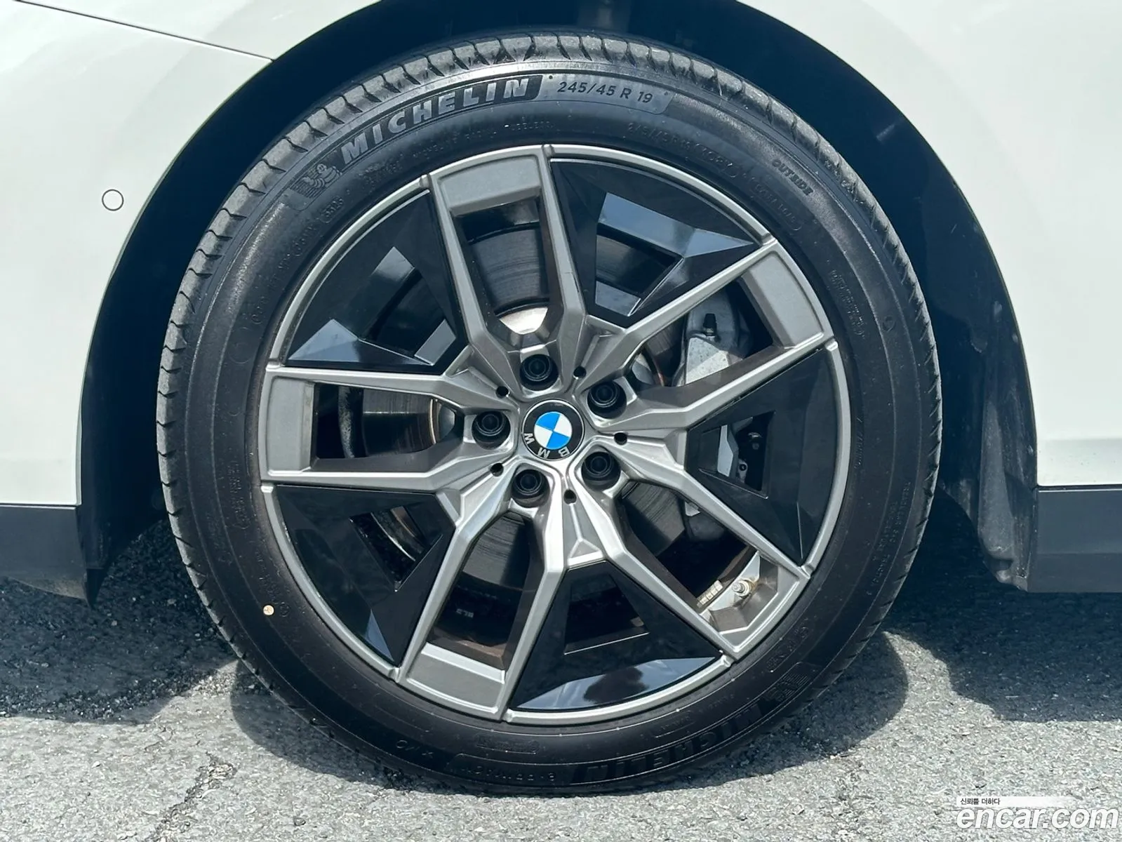 BMW 5Er 530I xDrive 2024 - фотография 15231537
