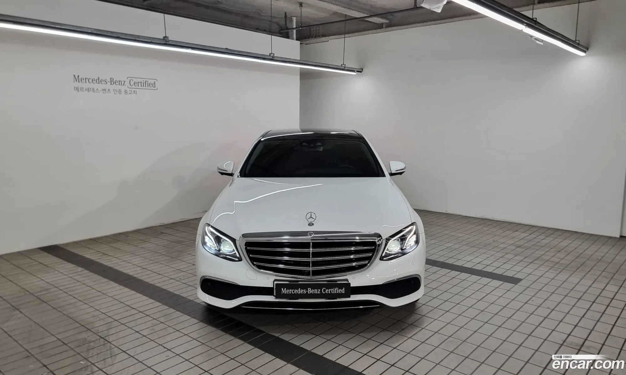 Mercedes-Benz E-Klasse V W213 S213 C238 E300 Exclusive 2019 - фотография 18212998