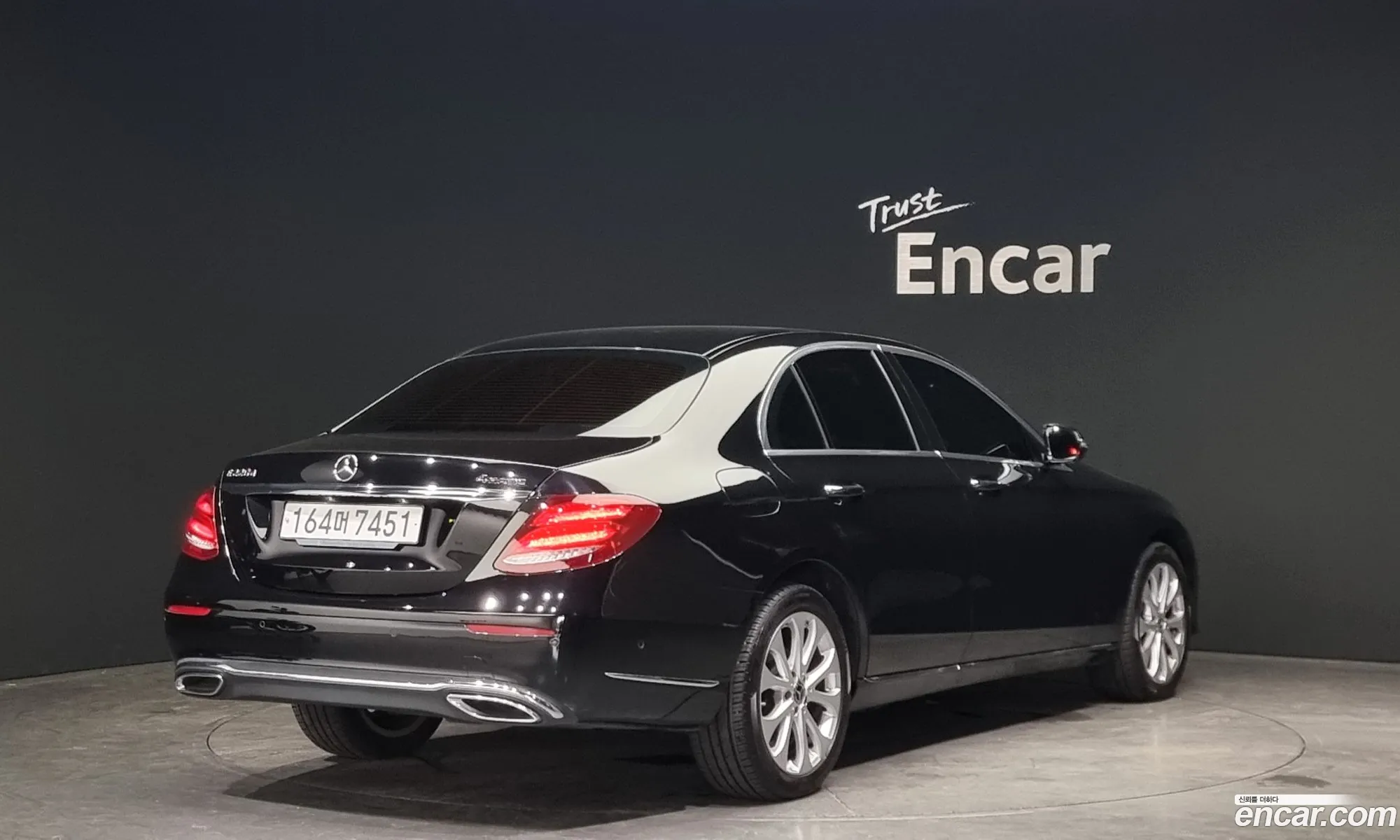 Mercedes-Benz E-Klasse V W213 S213 C238 E220D 4Matic Exclusive 2020 - фотография 18173896