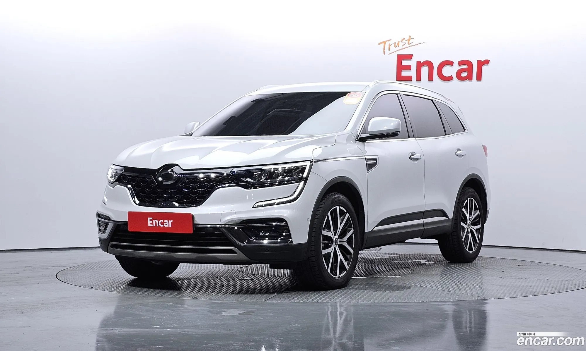 Renault Korea Samsung The New Qm6 20 Lpe Re Signature 2Wd - фотография 1650101
