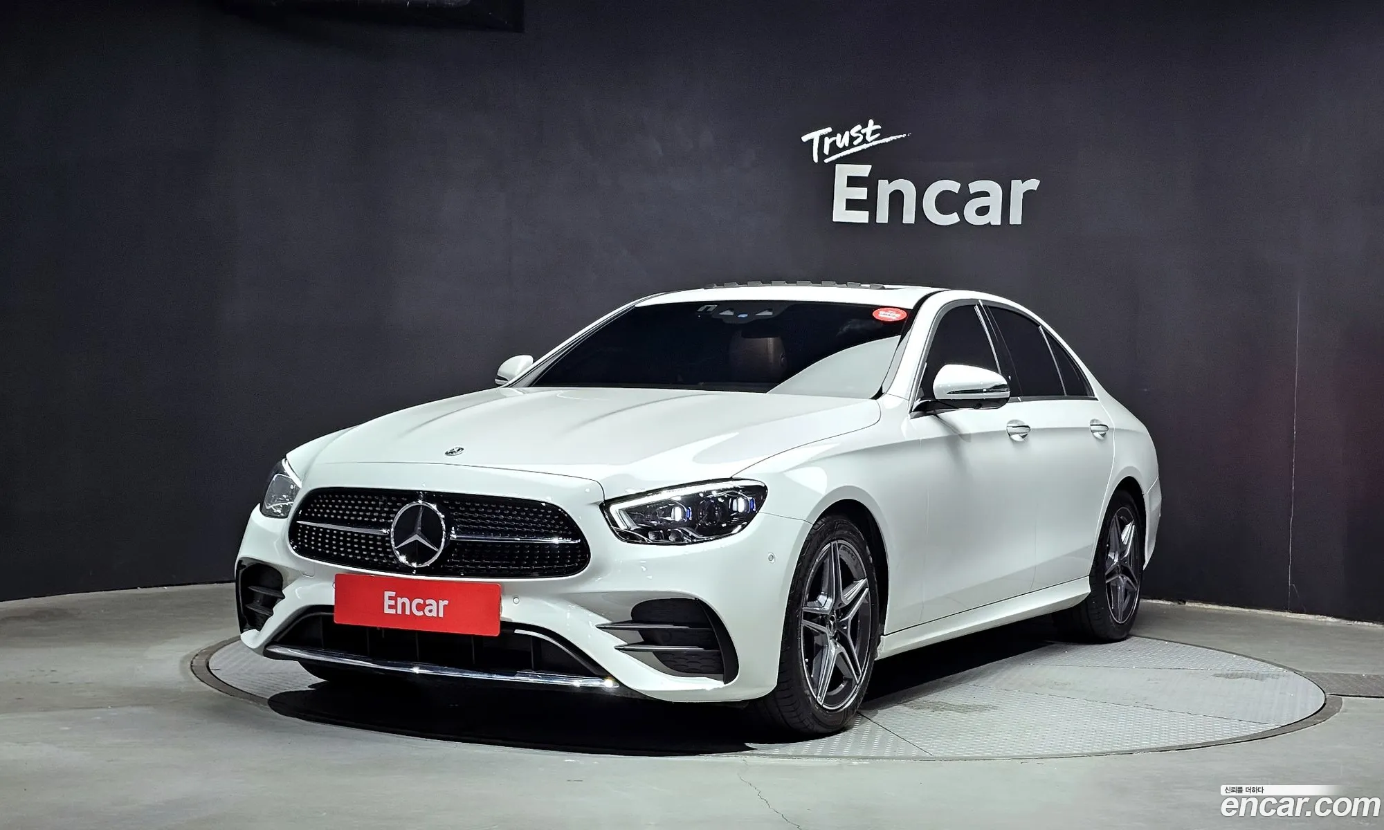 Mercedes-Benz E-Klasse E250 Amg Line 2023 - фотография 18180717