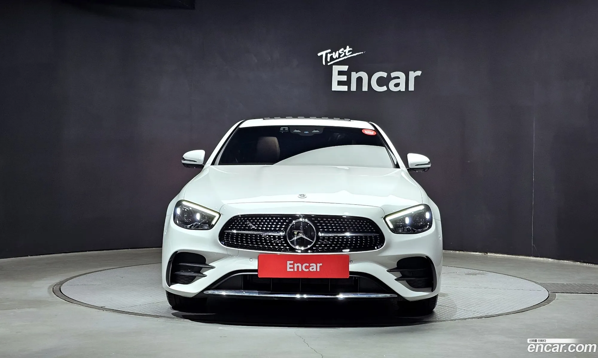 Mercedes-Benz E-Klasse E250 Amg Line 2023 - фотография 18180719