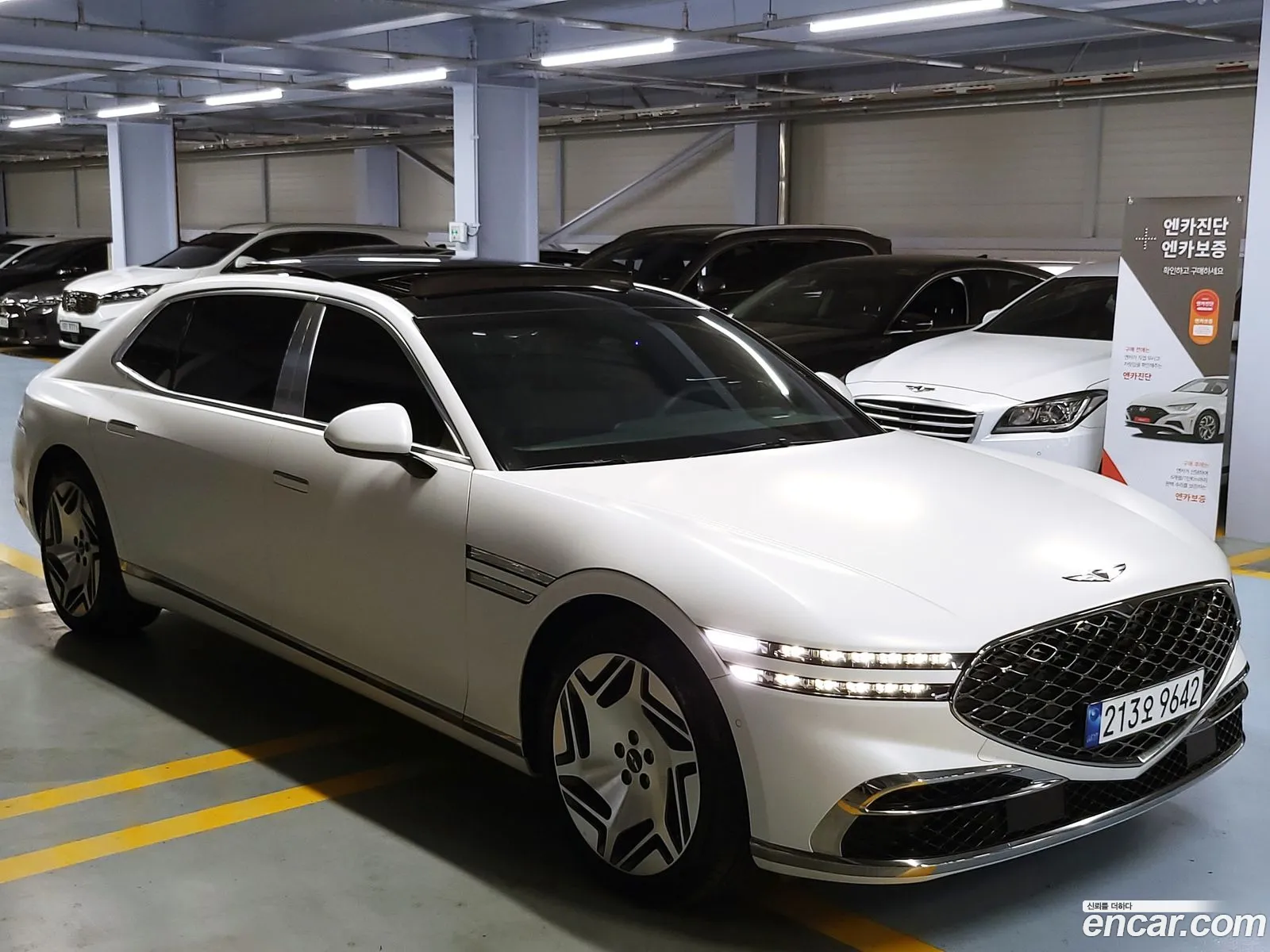 Genesis G90 Gasoline 35 Turbo E-SC Awd Lwb 2023 - фотография 1234319