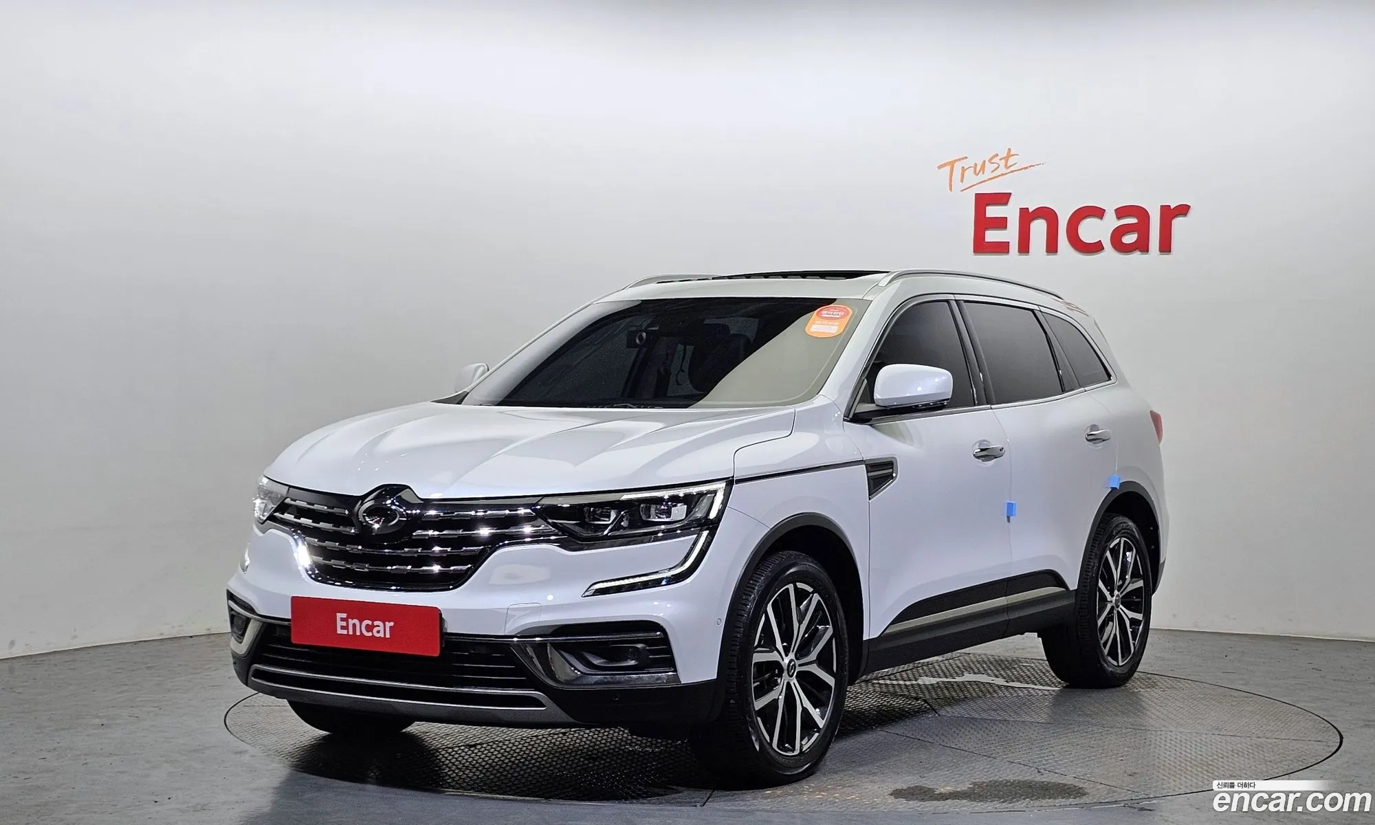Renault Samsung Qm6 20 Lpe Re Signature 2Wd 2020 - фотография 1664161