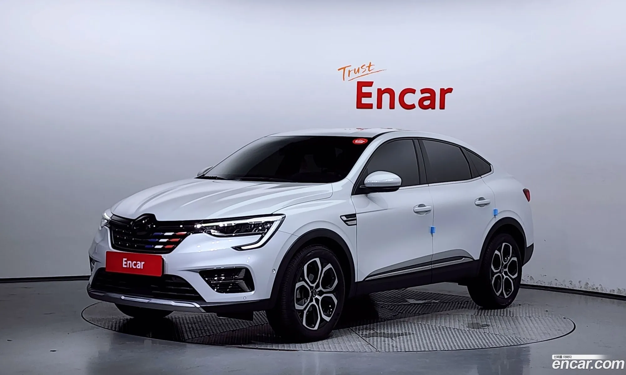 Renault Samsung Xm3 13 Tce Re Signature 2022 - фотография 1596323