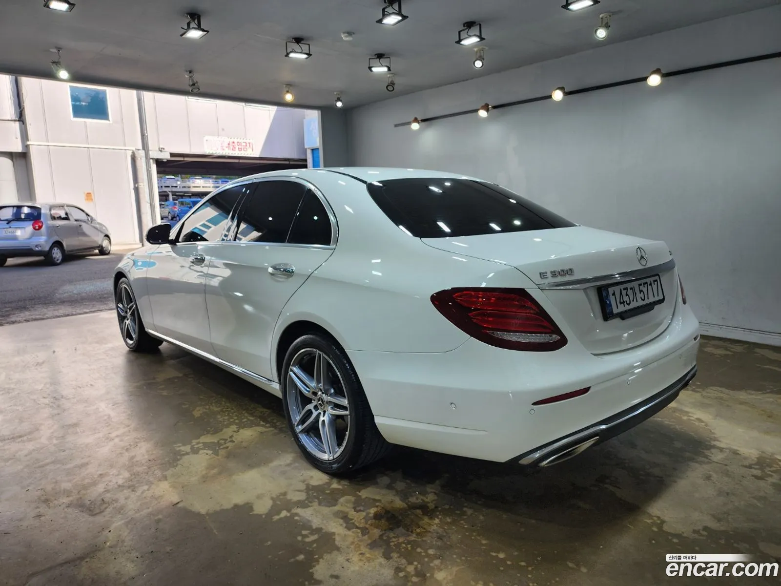 Mercedes-Benz E-Klasse V W213 S213 C238 E300 4Matic Avant Garde 2019 - фотография 18238198