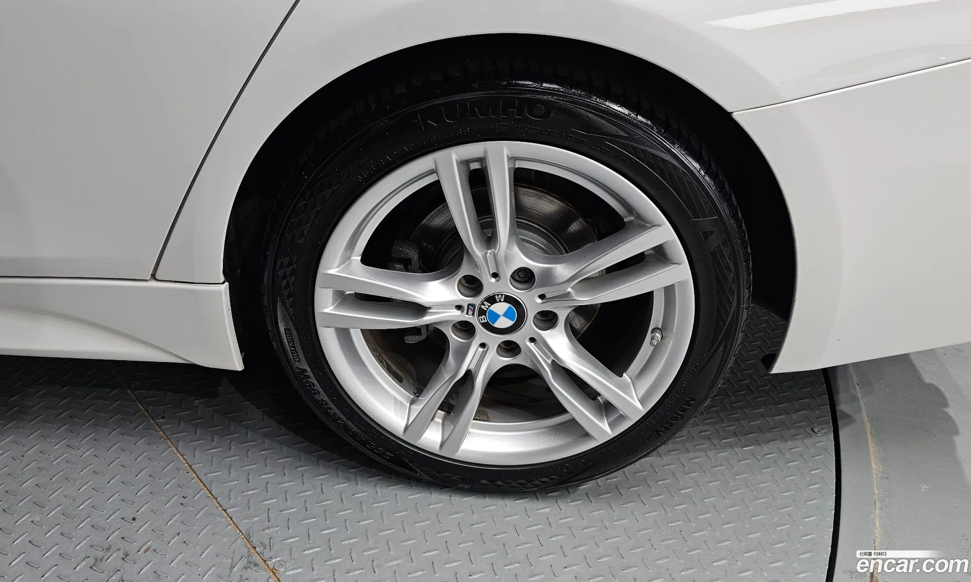 BMW 3Er Vi F3X 328I M Sports 2016 - фотография 14907960