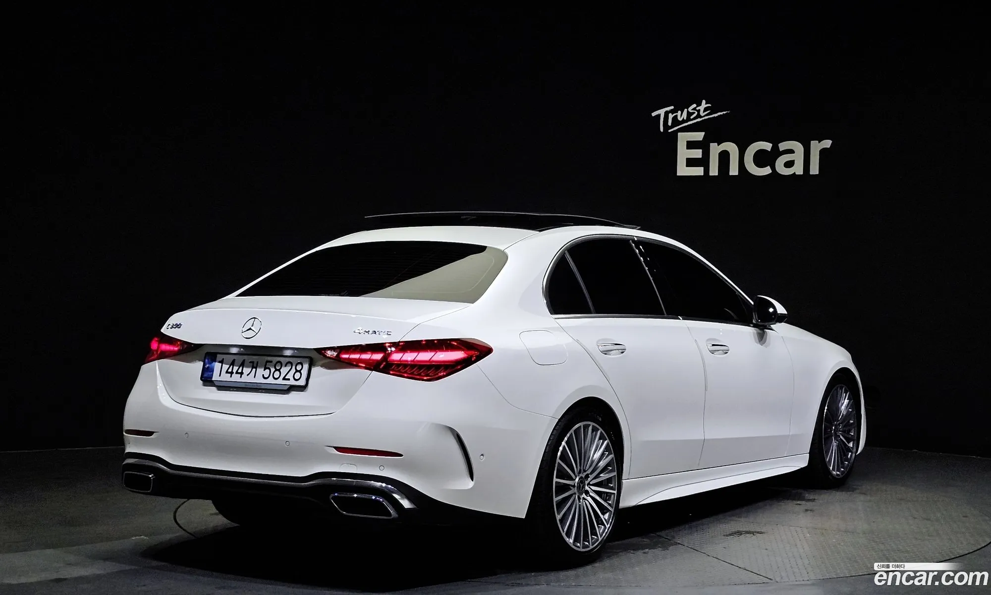 Mercedes-Benz C-Klasse C300 4Matic Amg Line 2023 - фотография 17944806